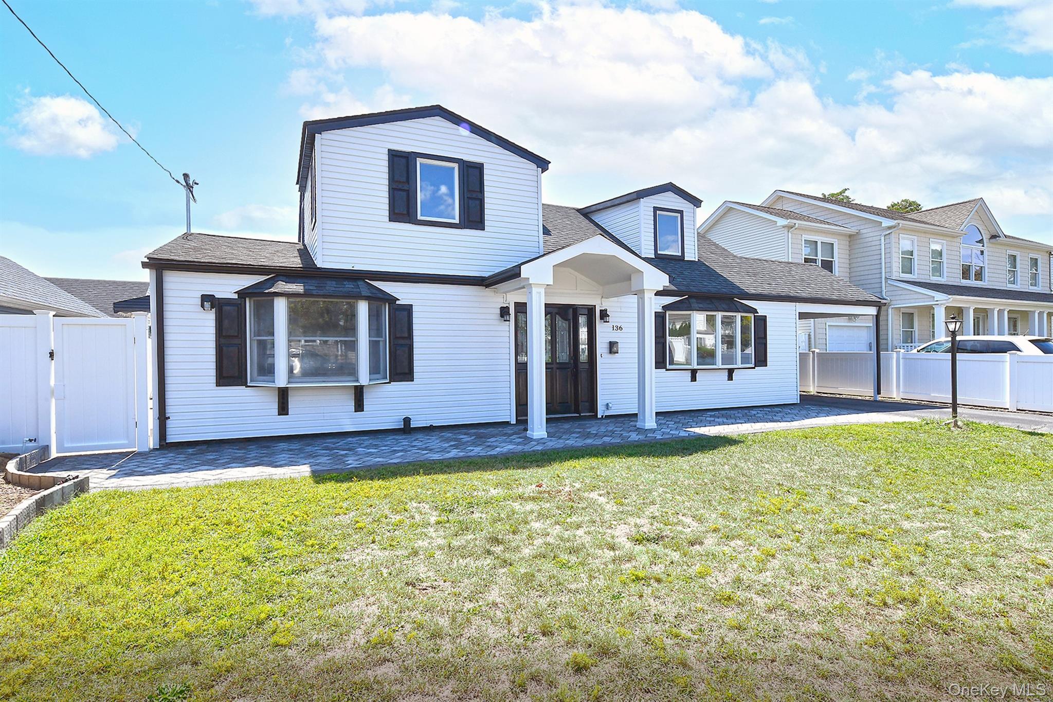 136 Reiss Avenue, Massapequa Park, NY 11762