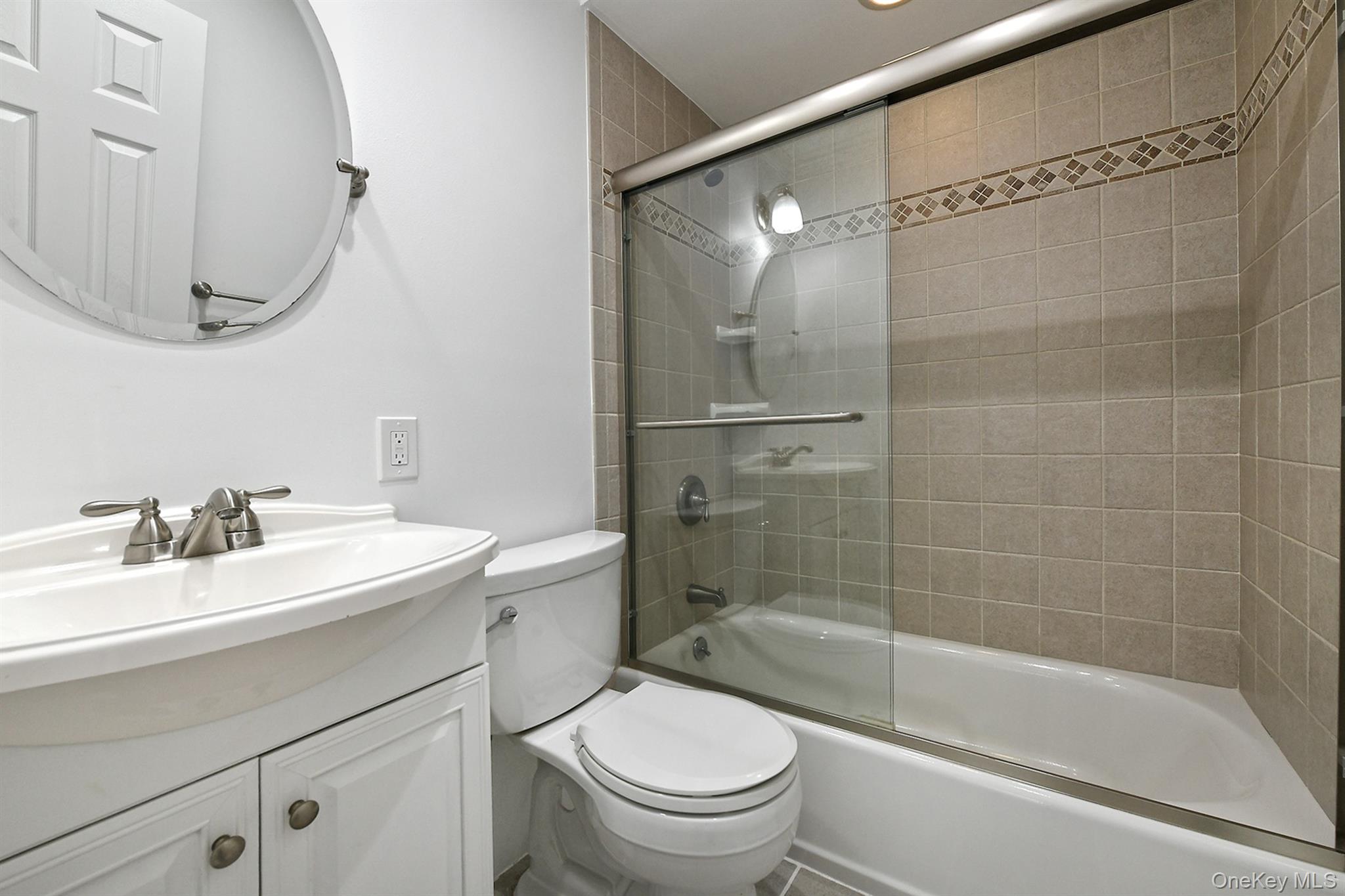 136 Reiss Avenue, Massapequa Park, NY 11762