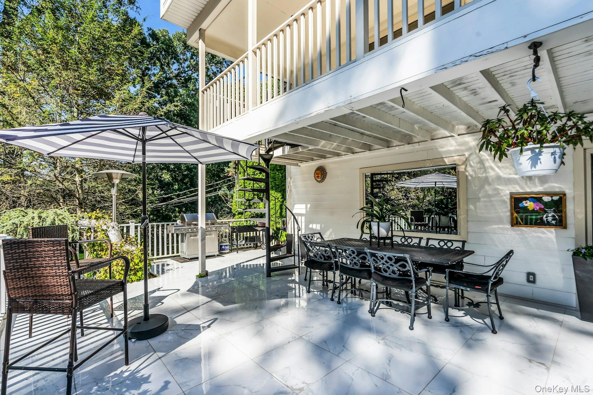 5 Carol Lane, Upper Brookville, NY 11545