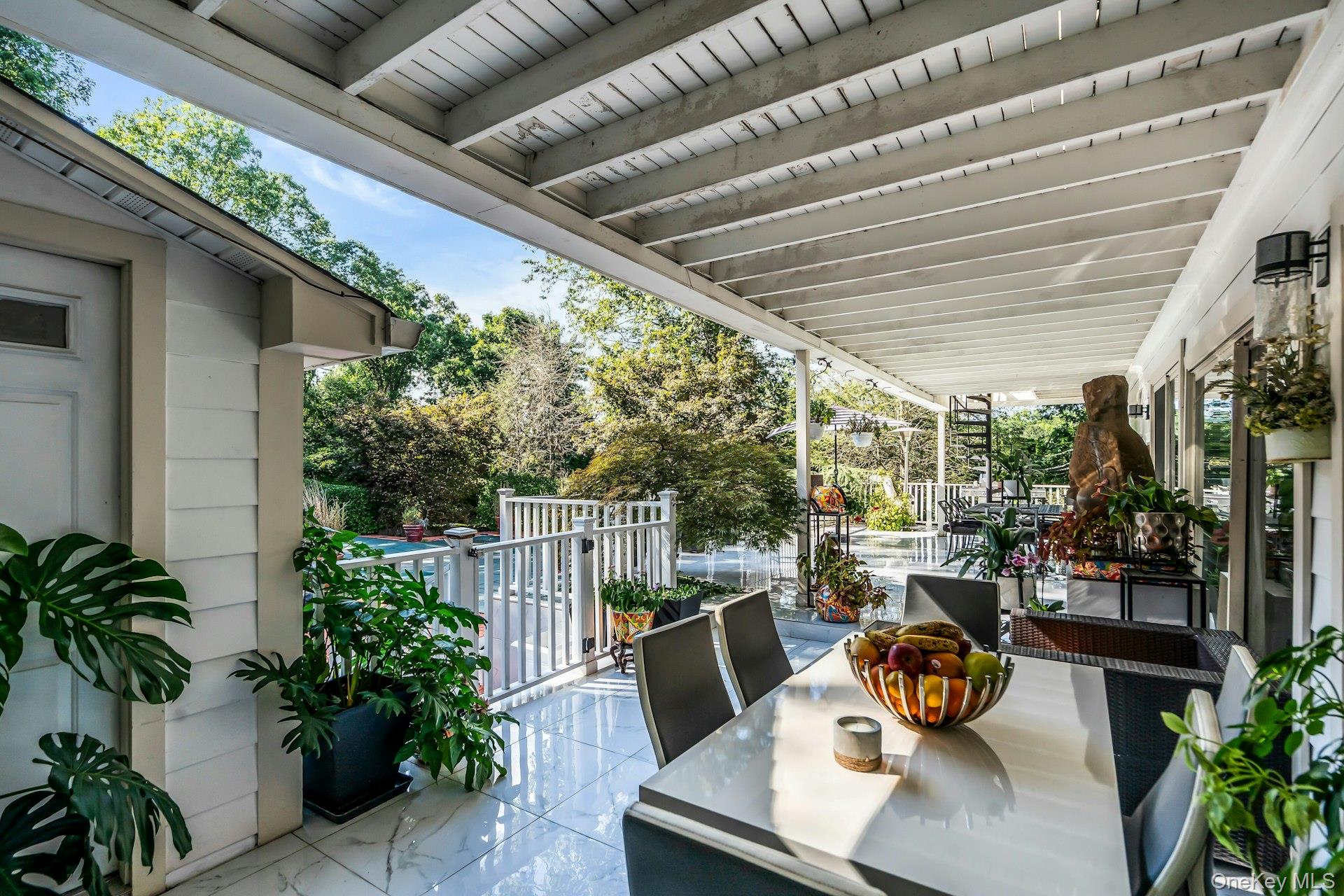 5 Carol Lane, Upper Brookville, NY 11545