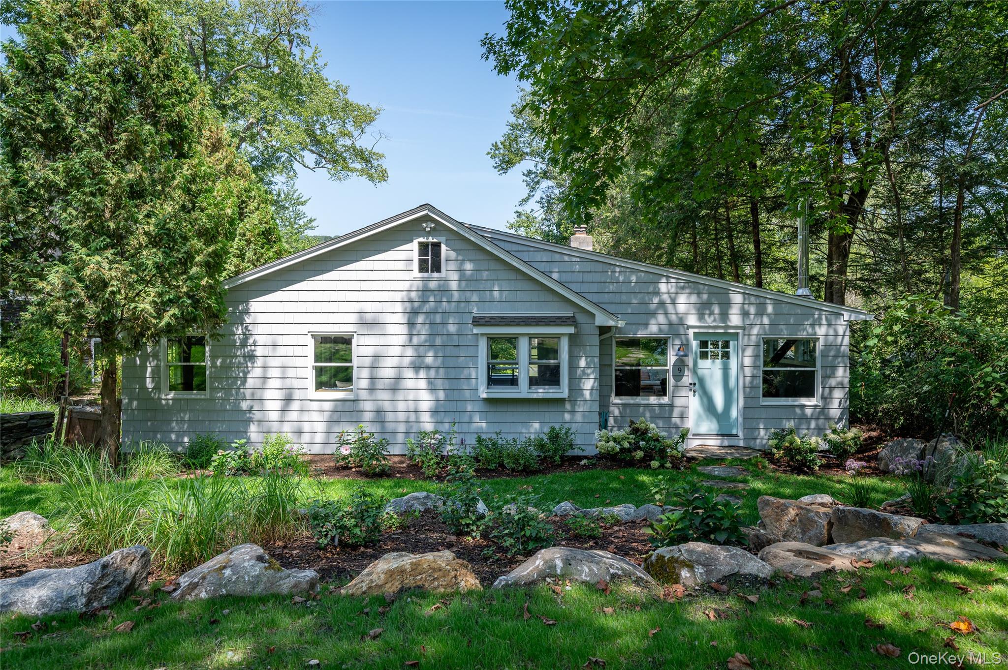 9 S Shore Drive, South Salem, NY 10590