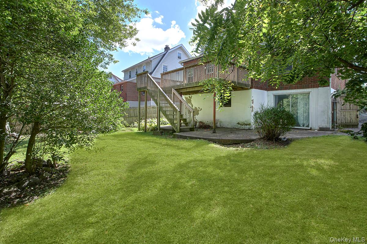 232 Chatterton Parkway, White Plains, NY 10606