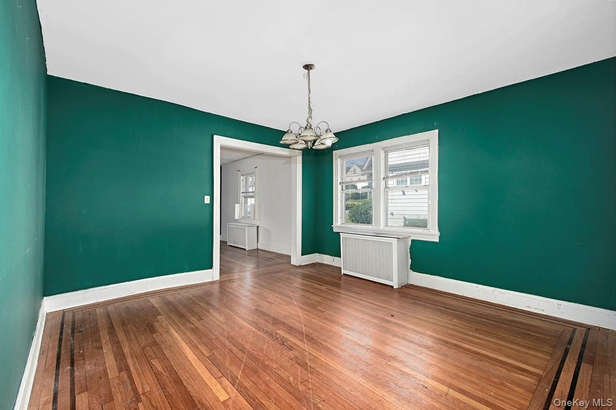 232 Chatterton Parkway, White Plains, NY 10606