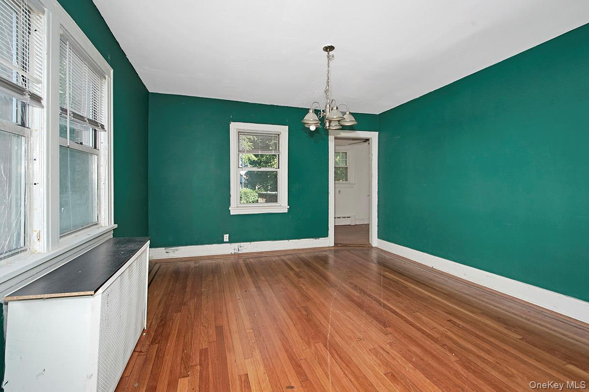 232 Chatterton Parkway, White Plains, NY 10606