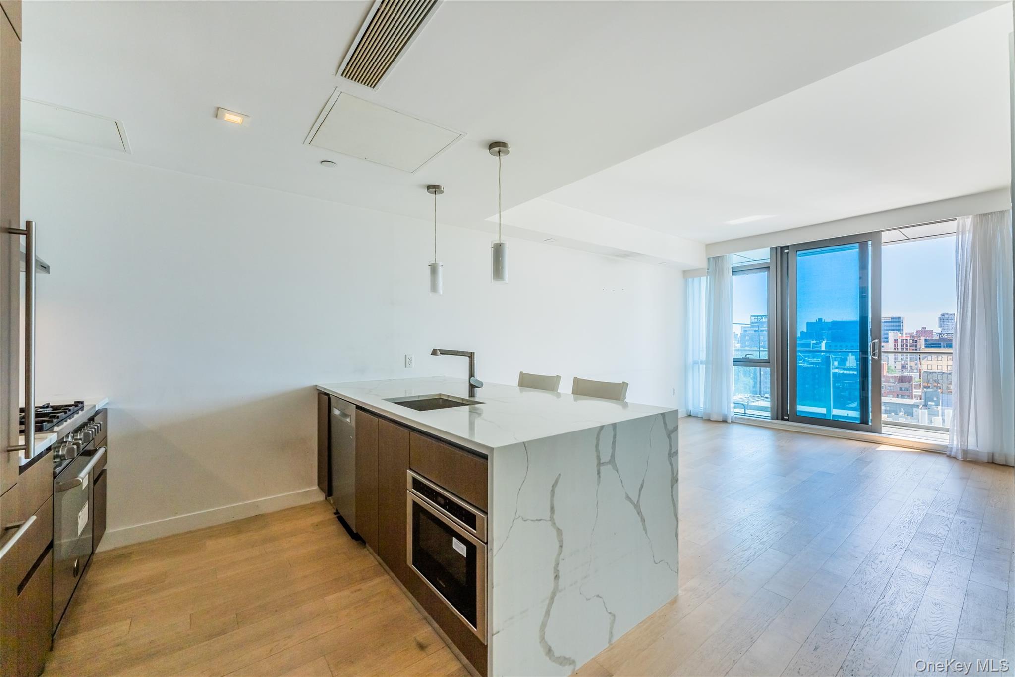 33-66 Farrington St # 11 G, Flushing, NY 11354