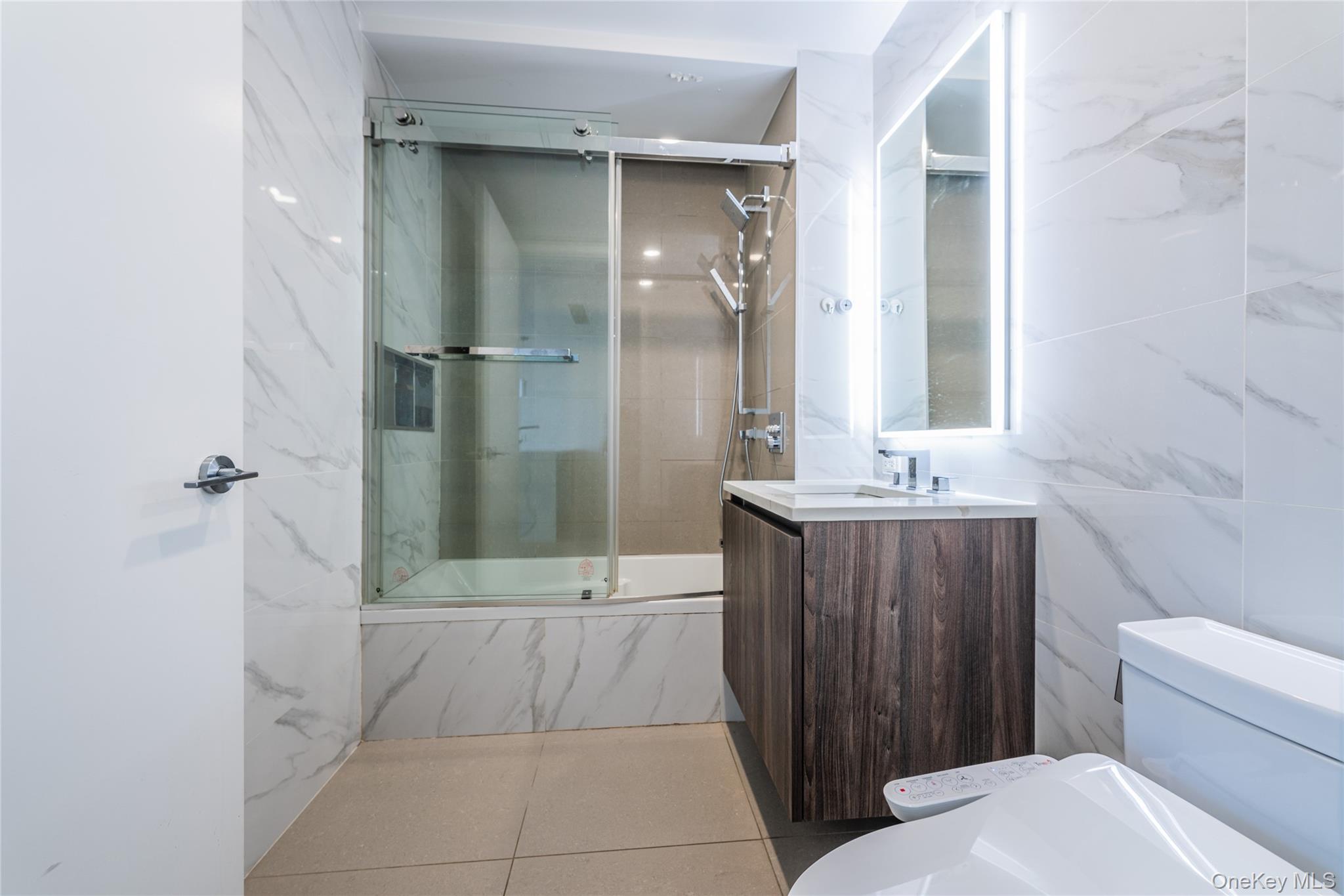 33-66 Farrington St # 11 G, Flushing, NY 11354