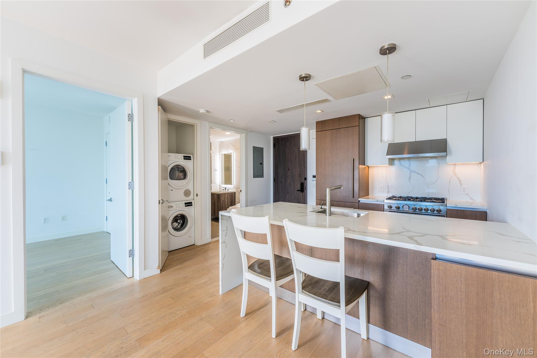 33-66 Farrington St # 11 G, Flushing, NY 11354