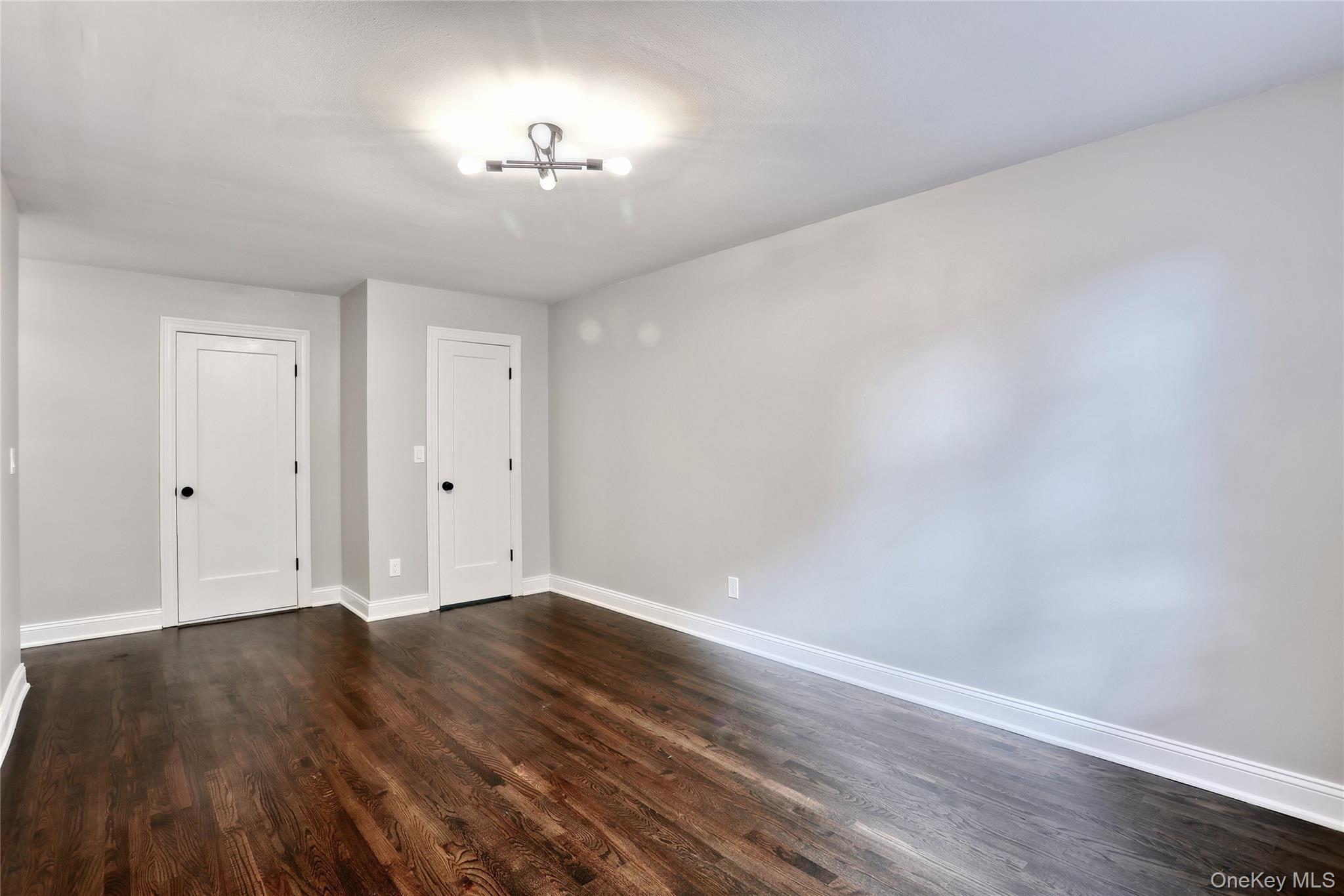 215 Kearsing Parkway, Monsey, NY 10952