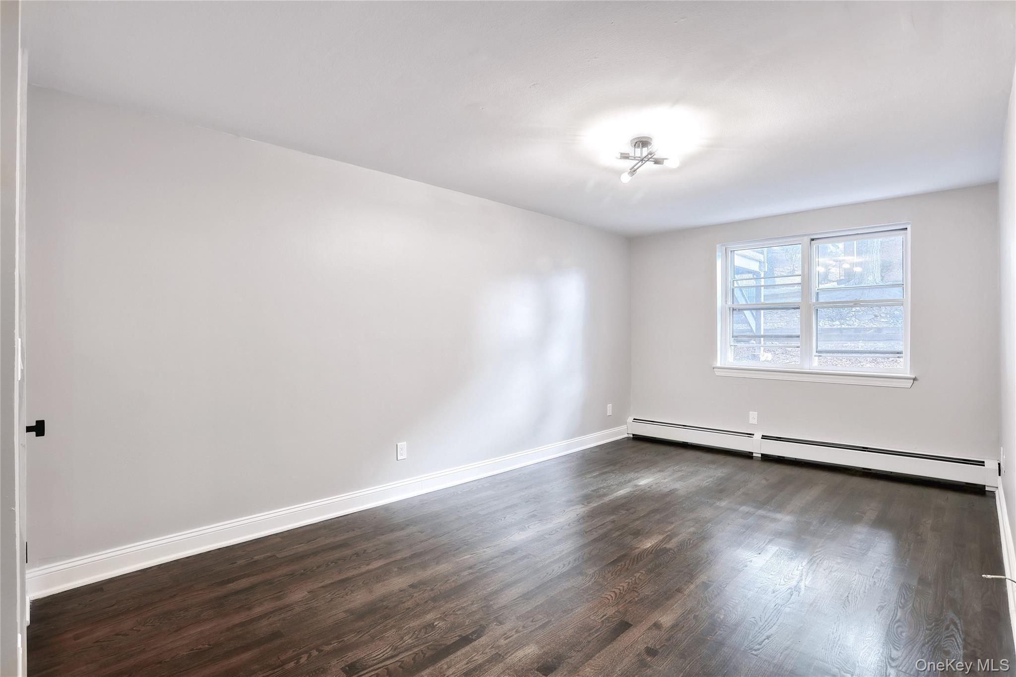 215 Kearsing Parkway, Monsey, NY 10952