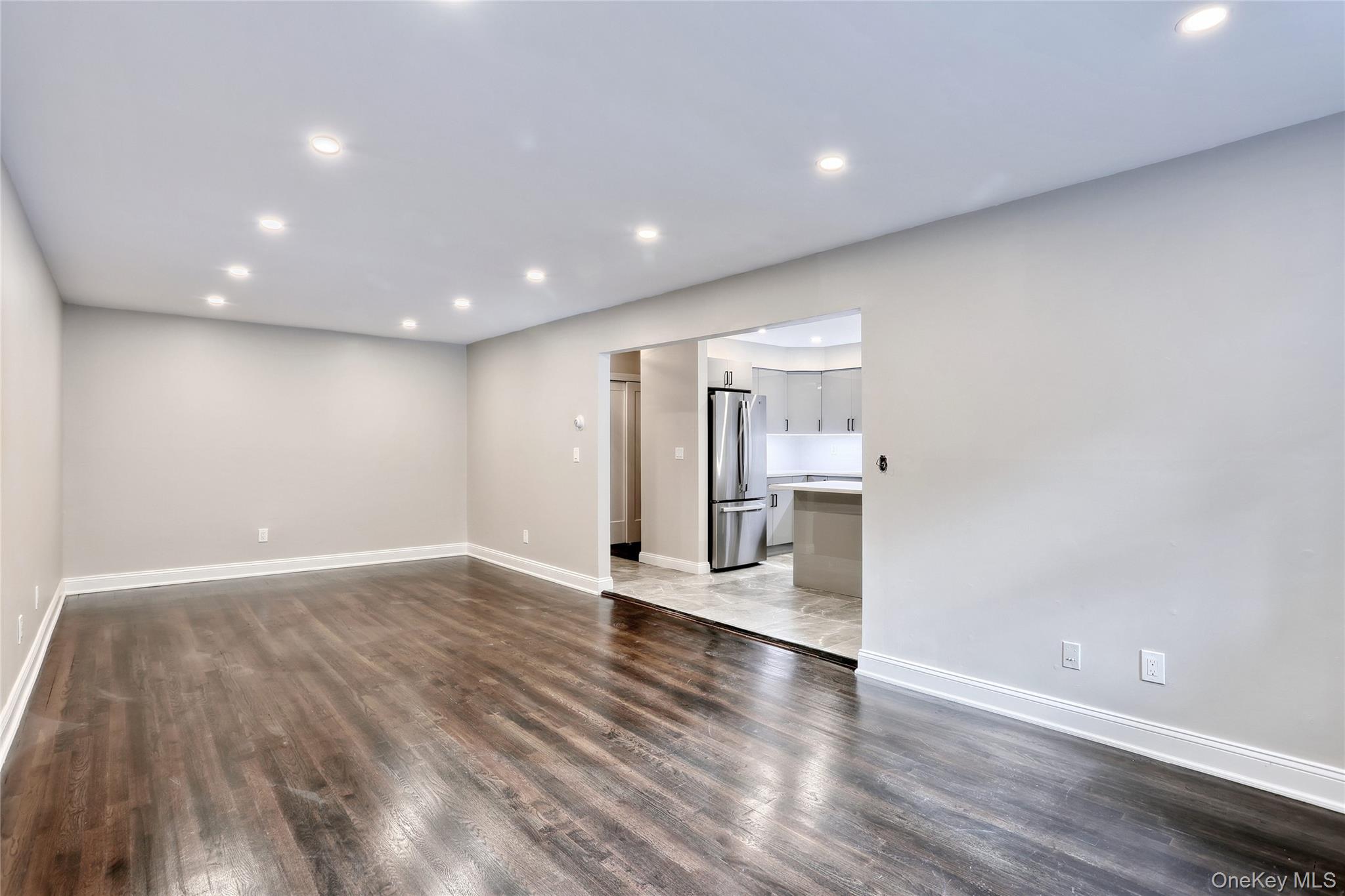 215 Kearsing Parkway, Monsey, NY 10952