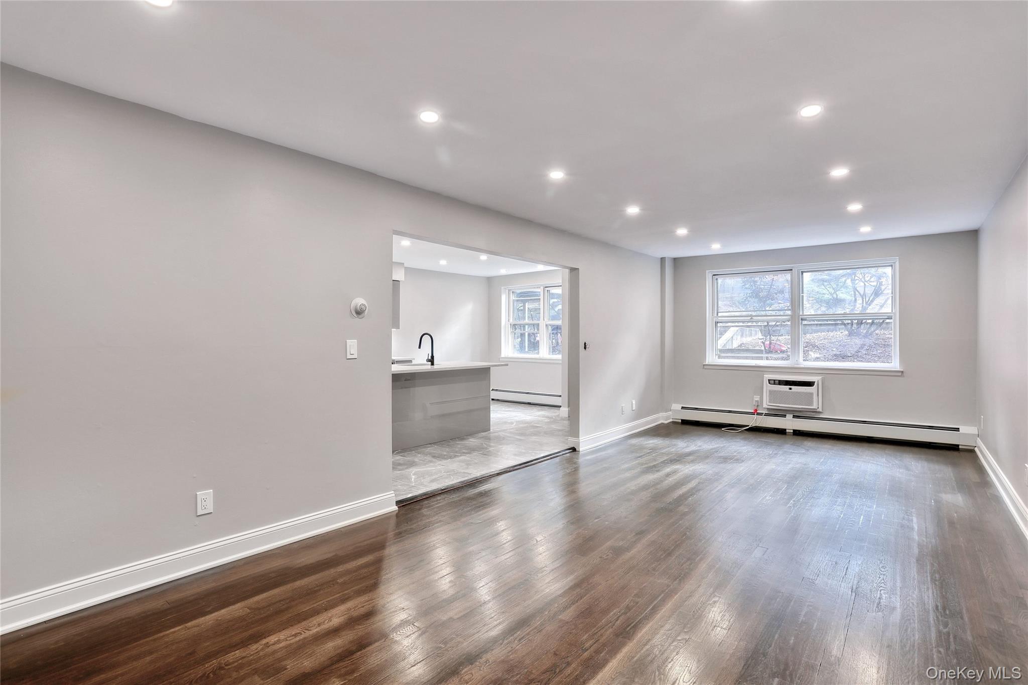 215 Kearsing Parkway, Monsey, NY 10952