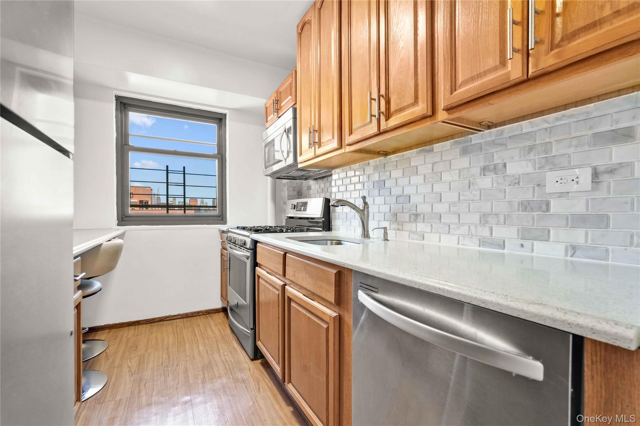 21-71 34th Avenue # 15D, Long Island City, NY 11106