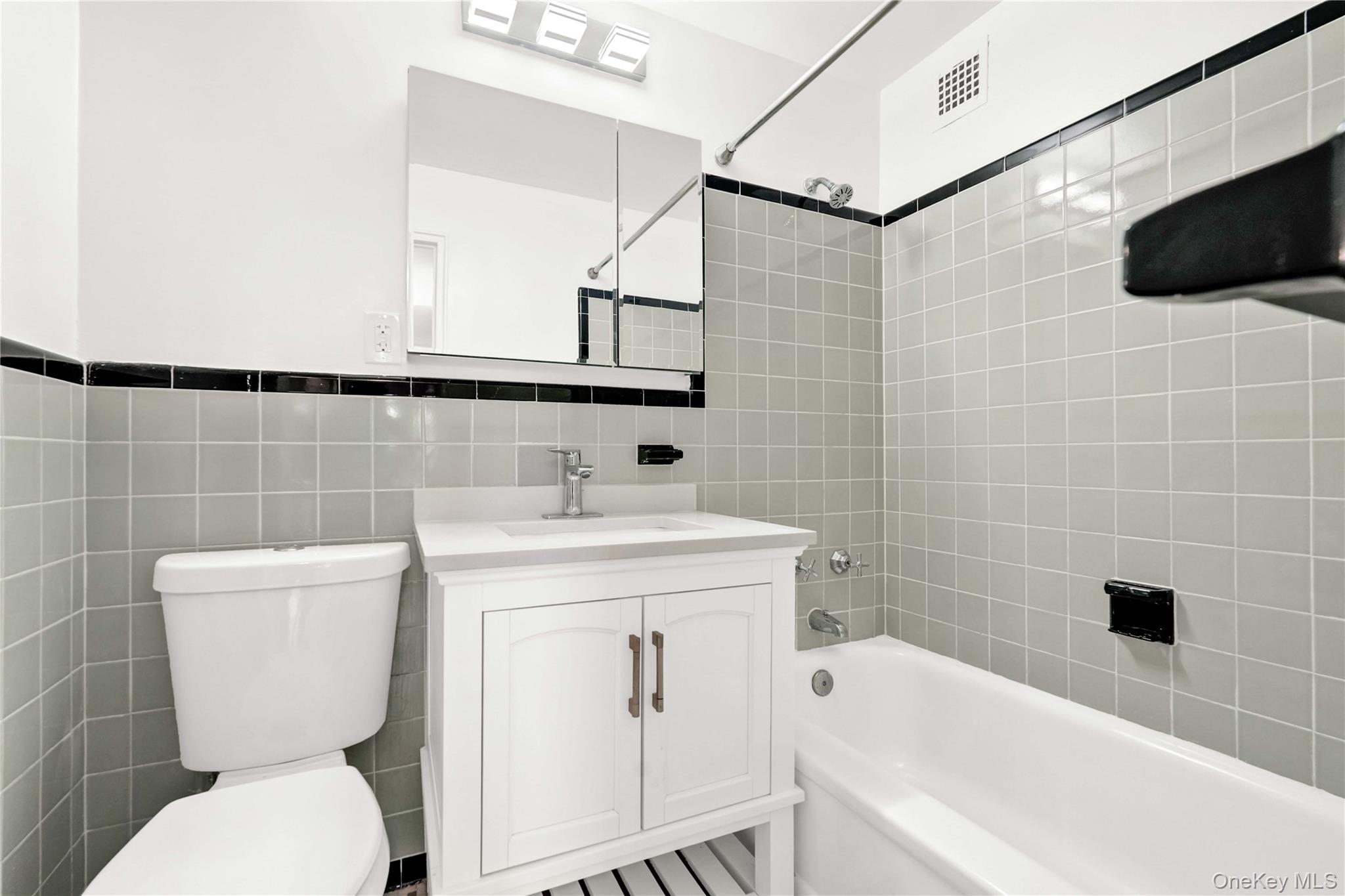 21-71 34th Avenue # 15D, Long Island City, NY 11106