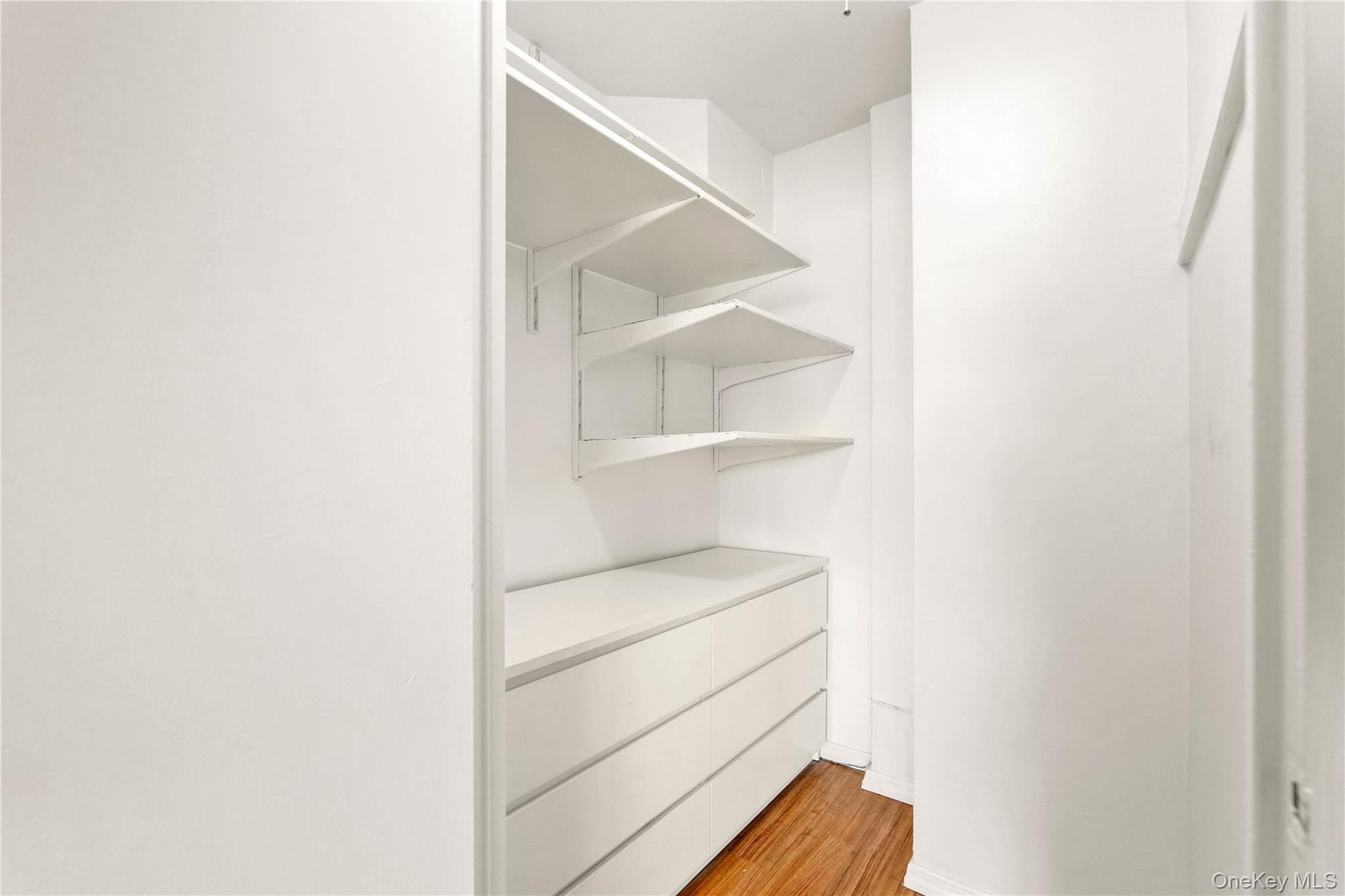 21-71 34th Avenue # 15D, Long Island City, NY 11106