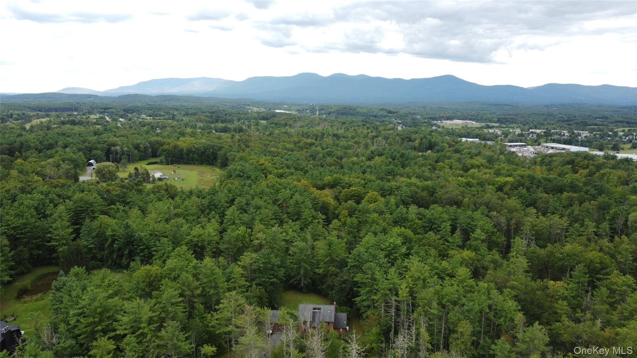 211 Meadow Brook Lane, Greenville, NY 12083