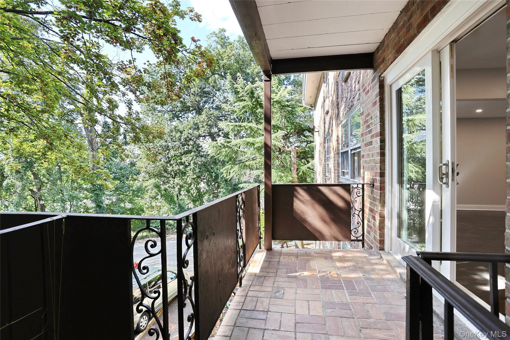 242 Kearsing Parkway # D, Monsey, NY 10952