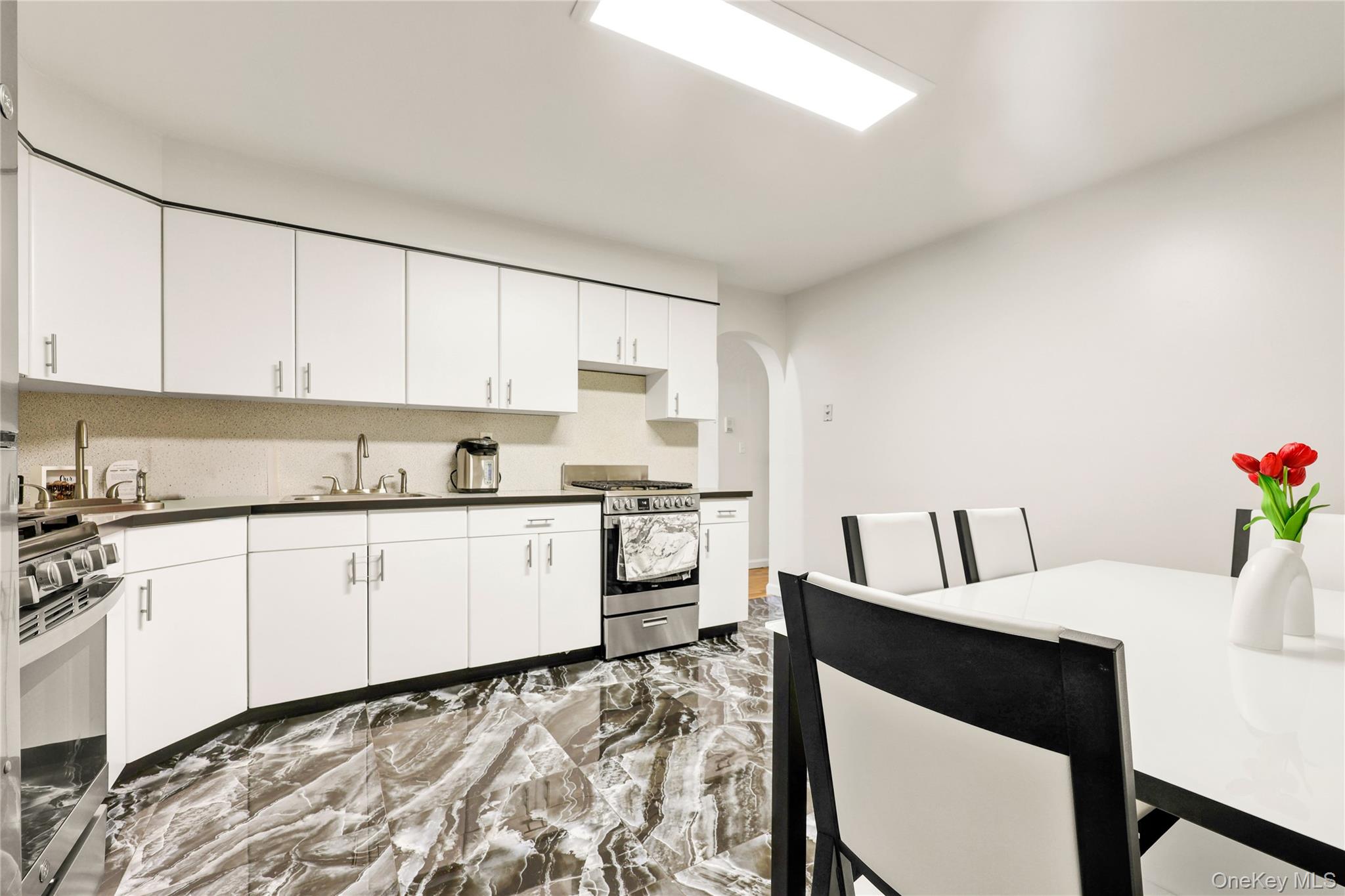 231 Blauvelt Road, Monsey, NY 10952