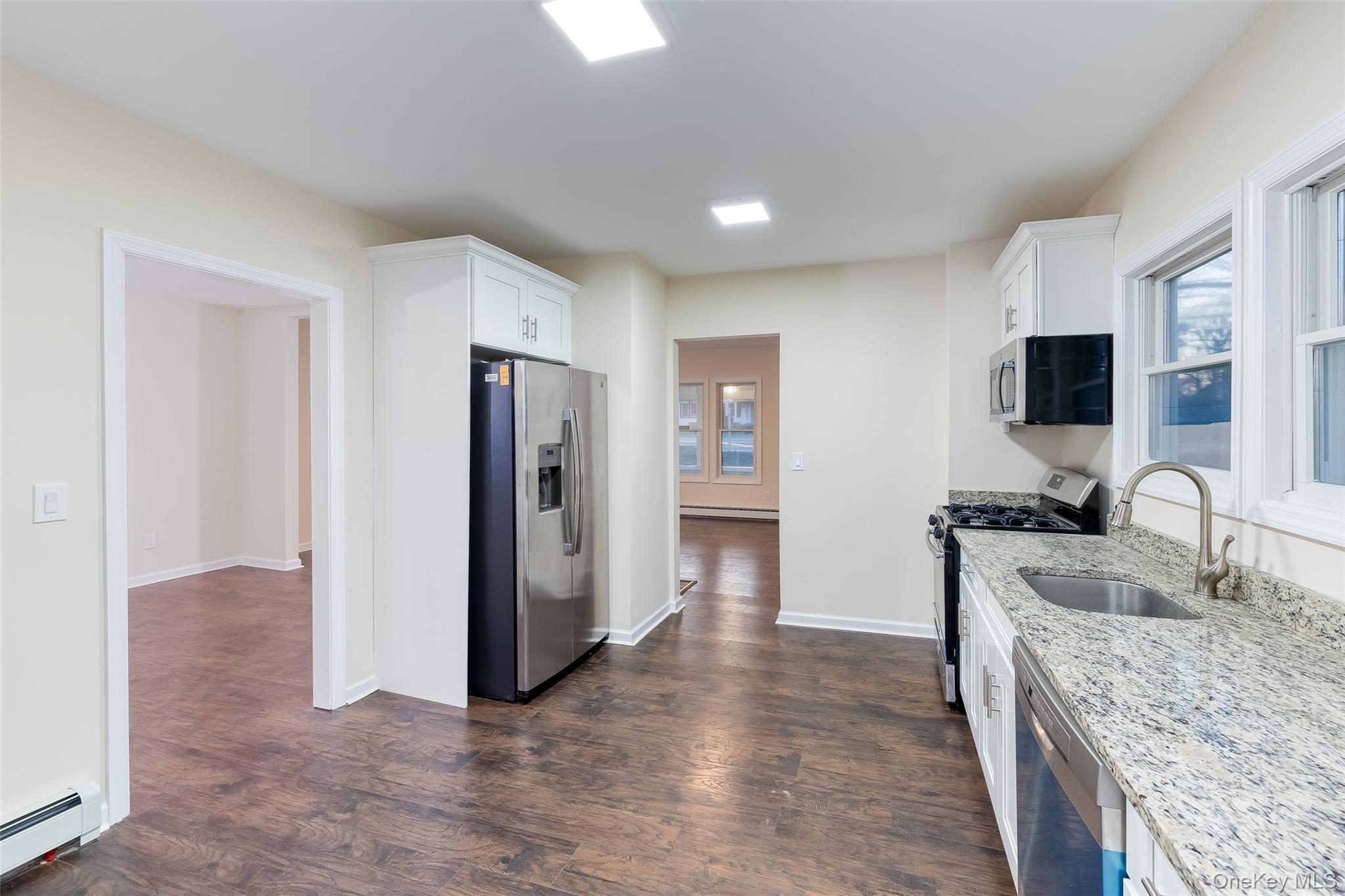 30170 Main Road, Cutchogue, NY 11935