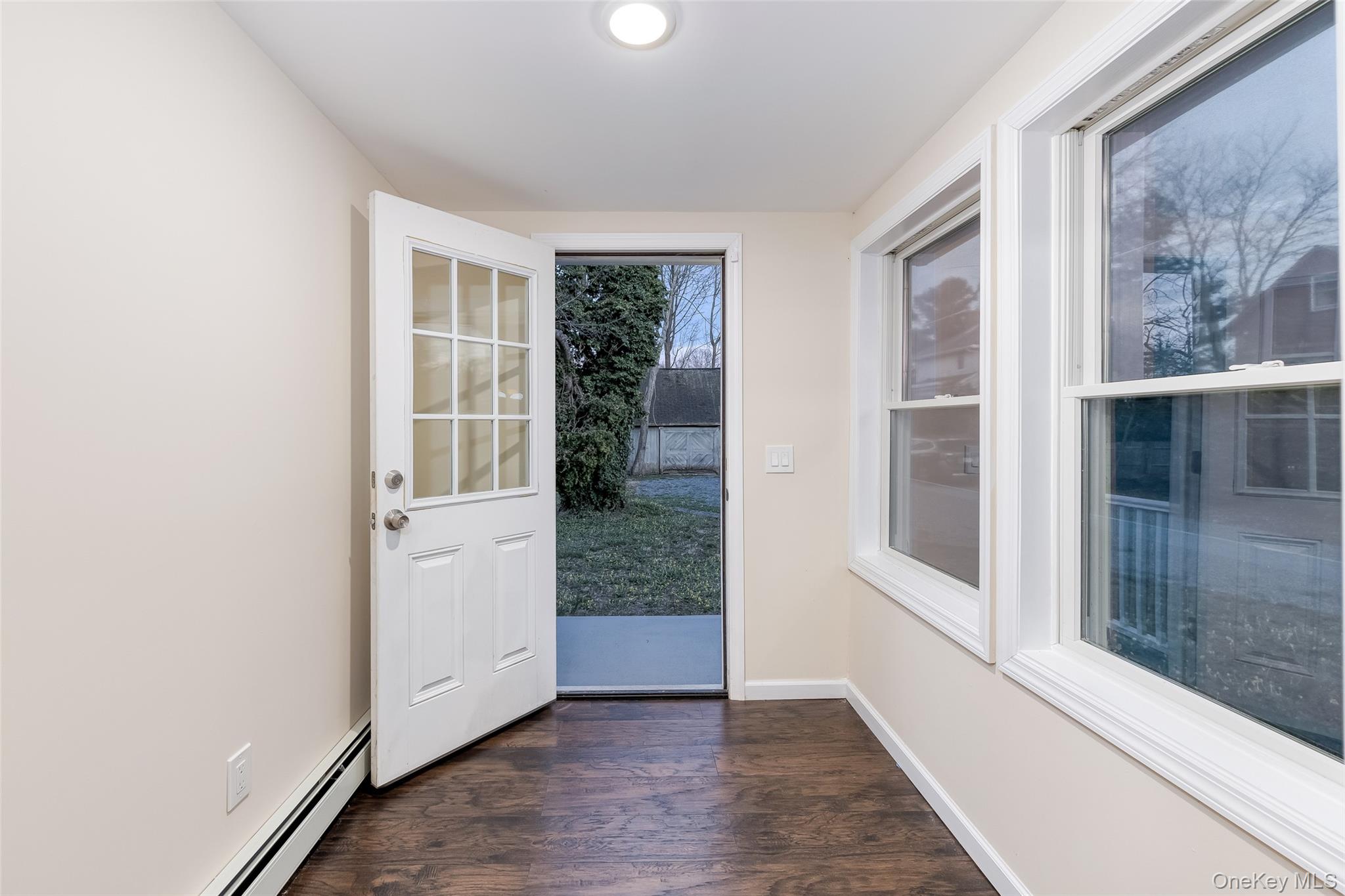 30170 Main Road, Cutchogue, NY 11935