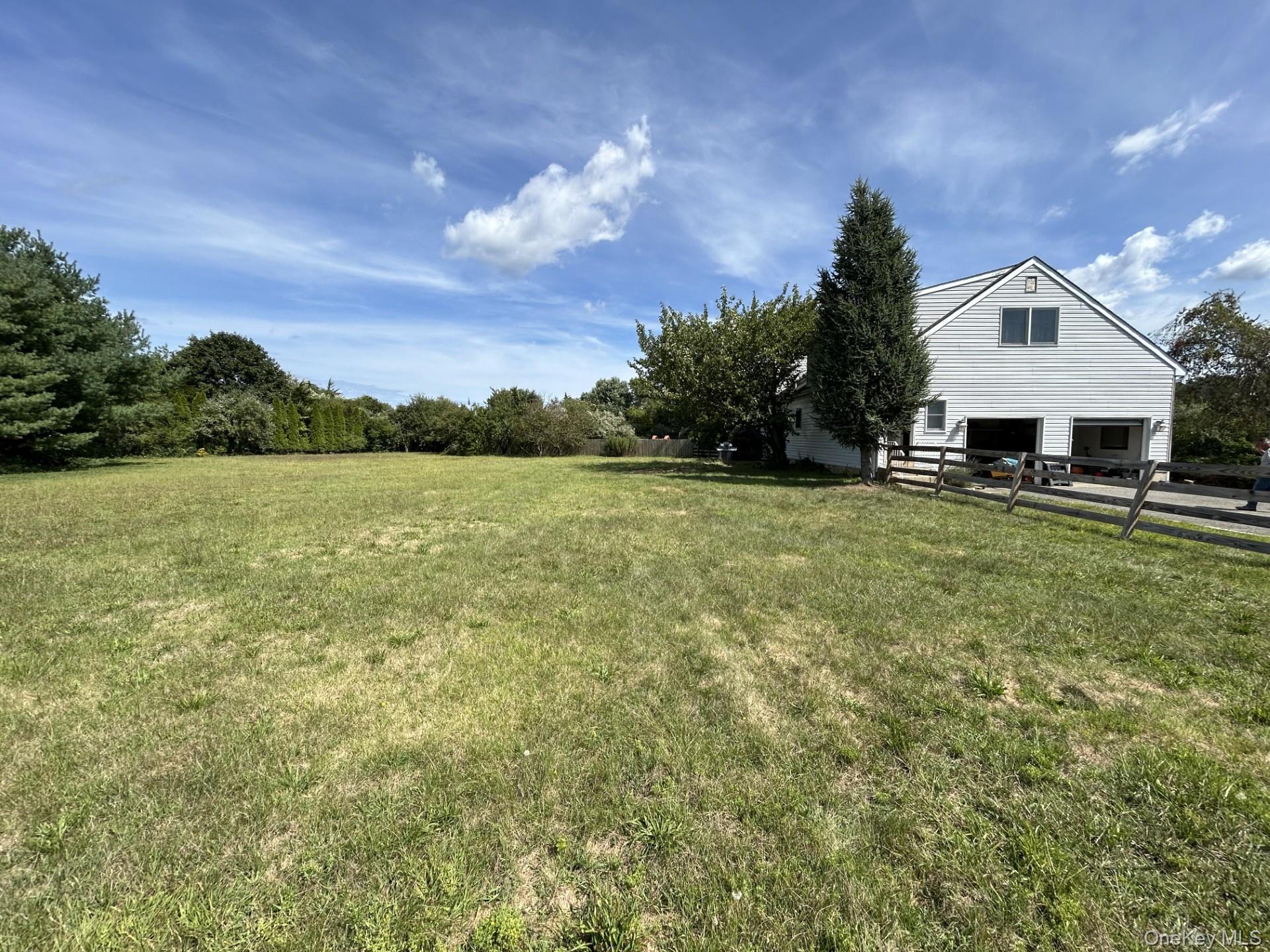 24 Kimberly Court, Baiting Hollow, NY 11933