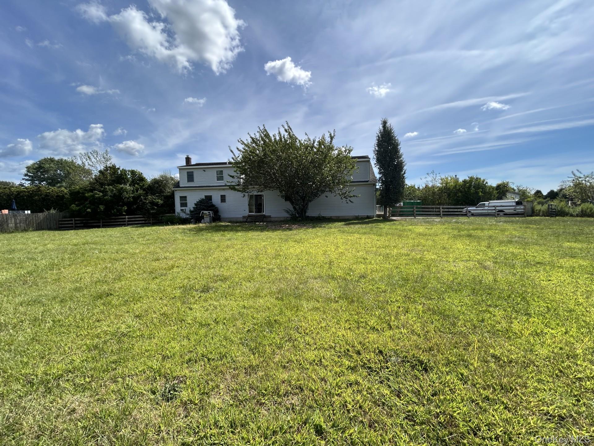 24 Kimberly Court, Baiting Hollow, NY 11933