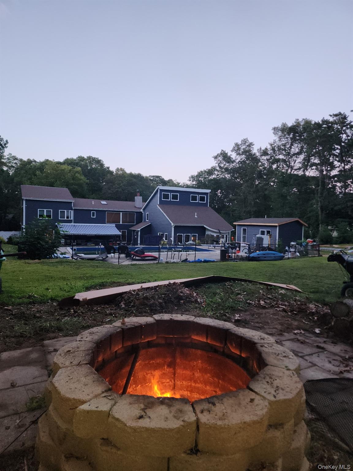 30 Lone Oak Path, Smithtown, NY 11787