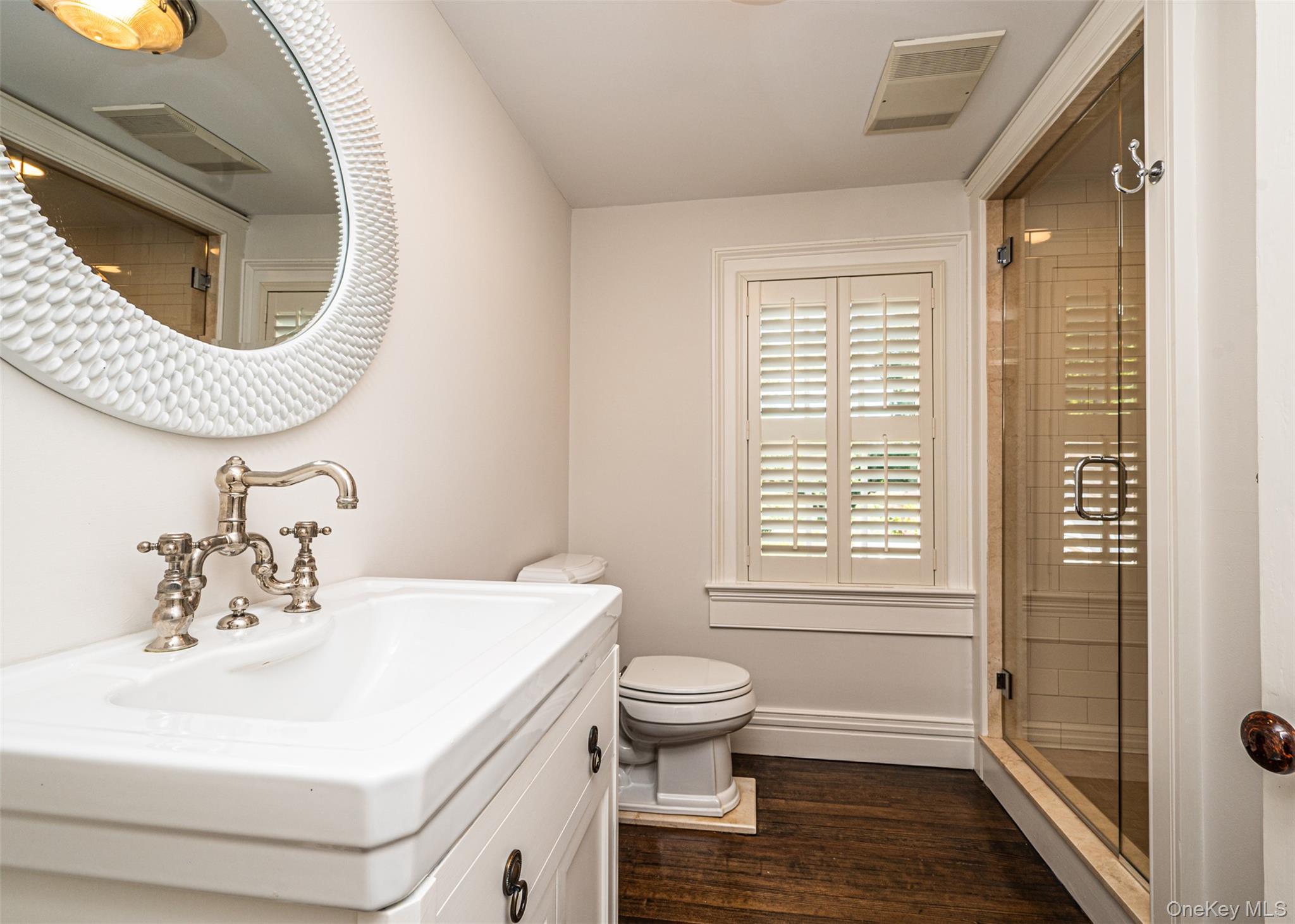 92 S Country Road, Remsenburg, NY 11960