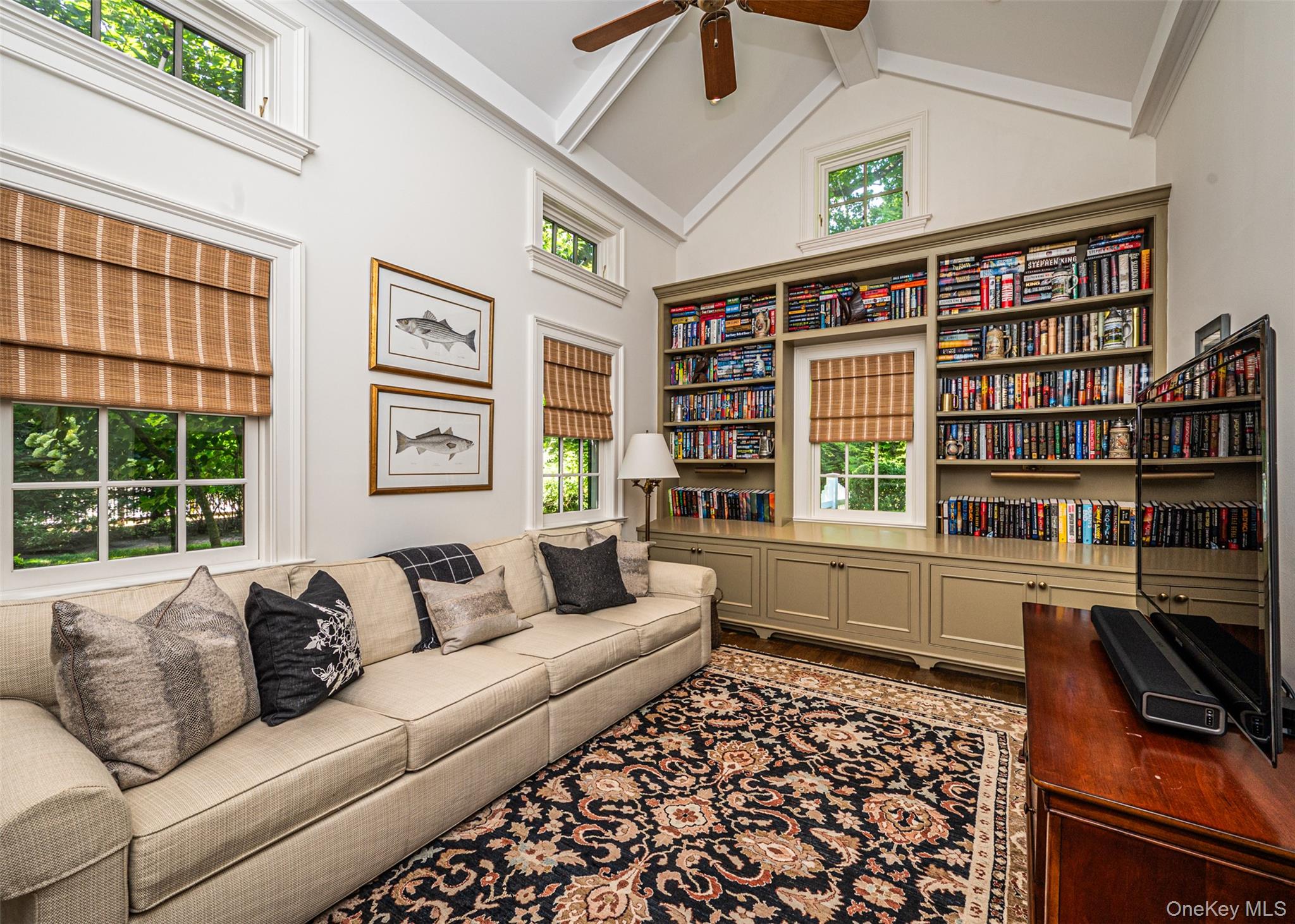 92 S Country Road, Remsenburg, NY 11960