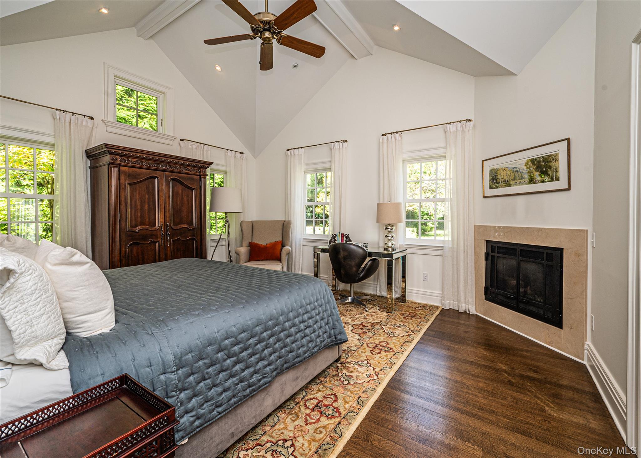 92 S Country Road, Remsenburg, NY 11960