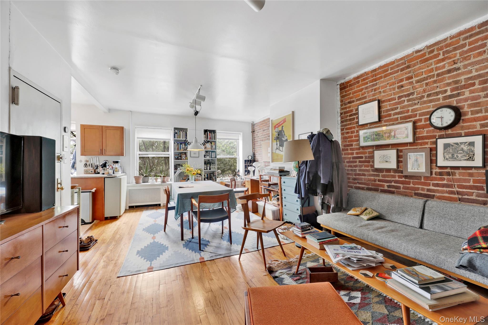 329 Atlantic Avenue, Brooklyn, NY 11201