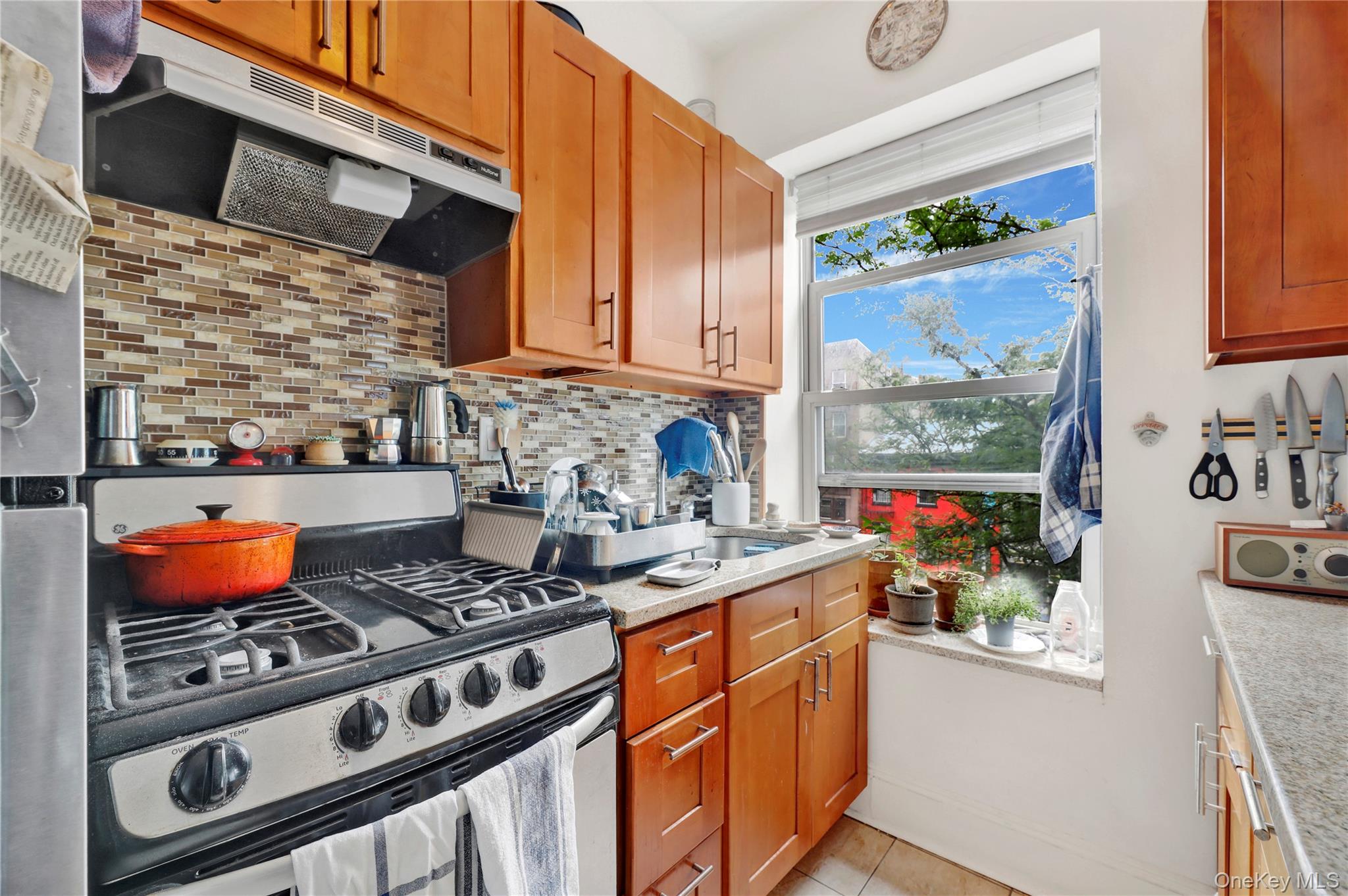 329 Atlantic Avenue, Brooklyn, NY 11201