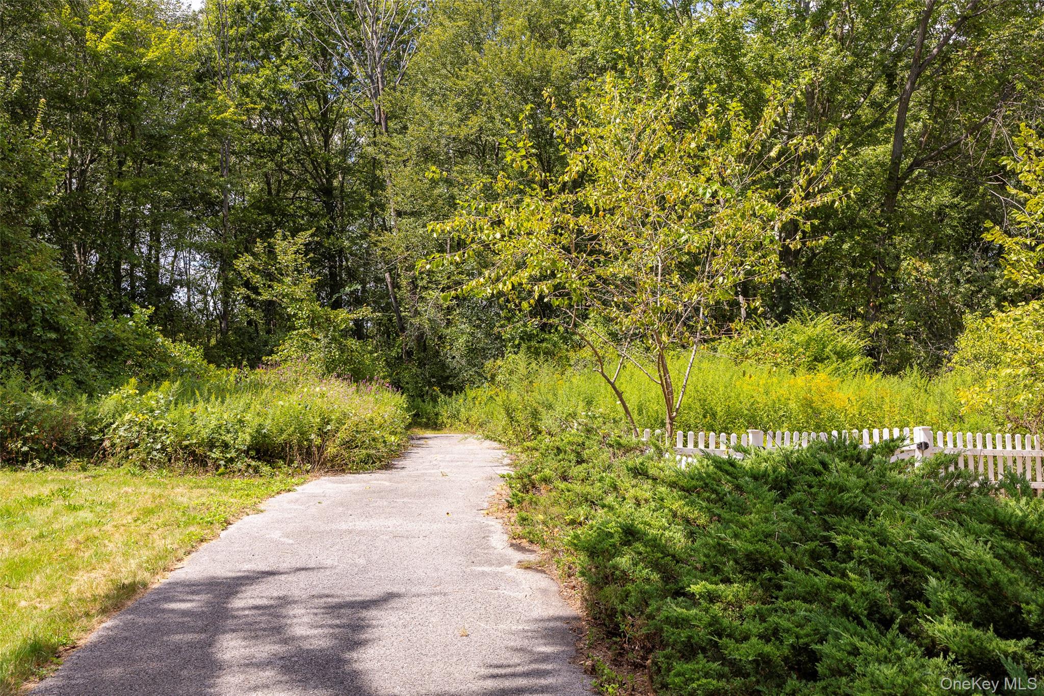 993 State Route 32, Wallkill, NY 12589