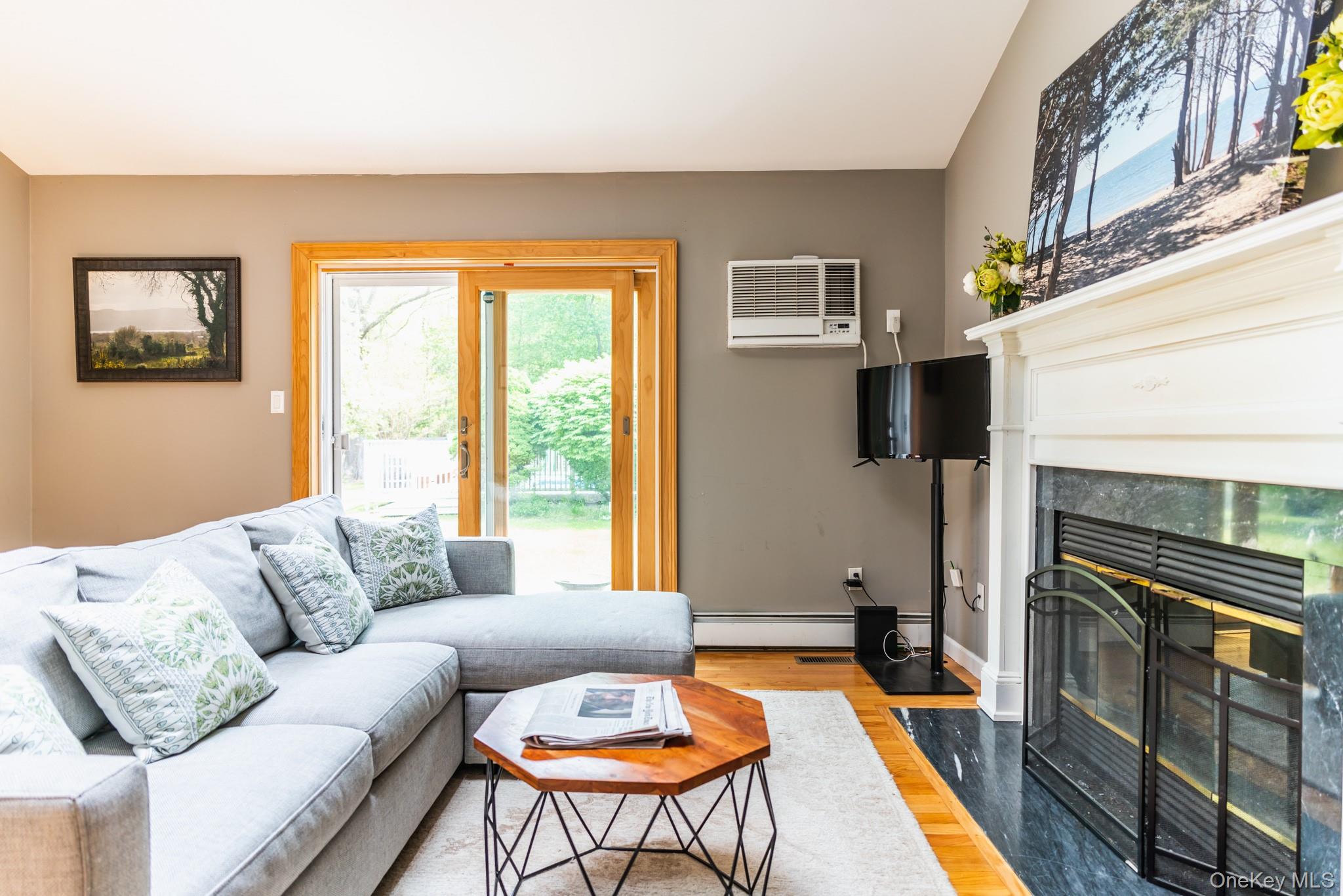 67 Belleview Avenue, Center Moriches, NY 11934