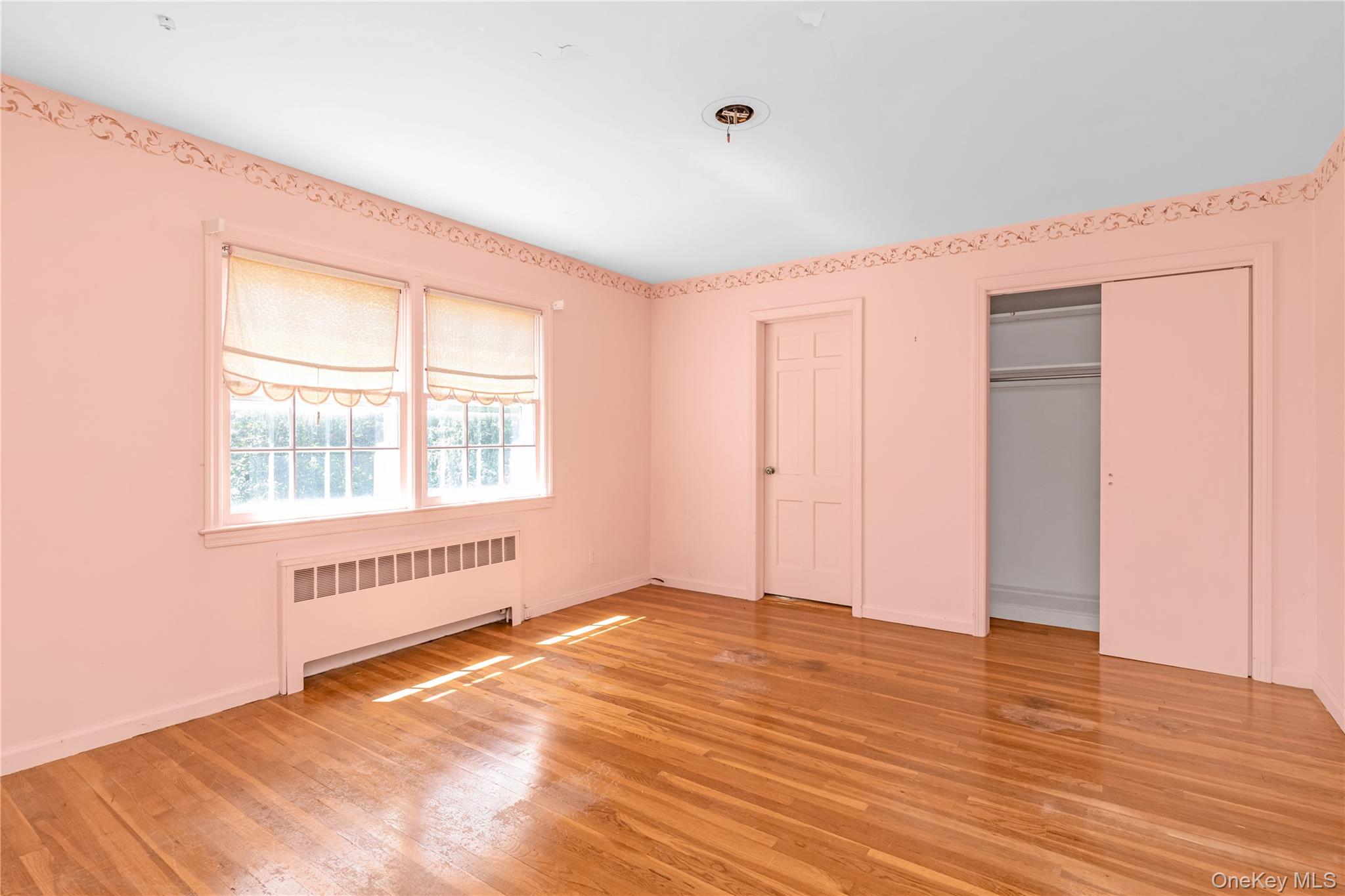 1233 The Knoll, Upper Brookville, NY 11771