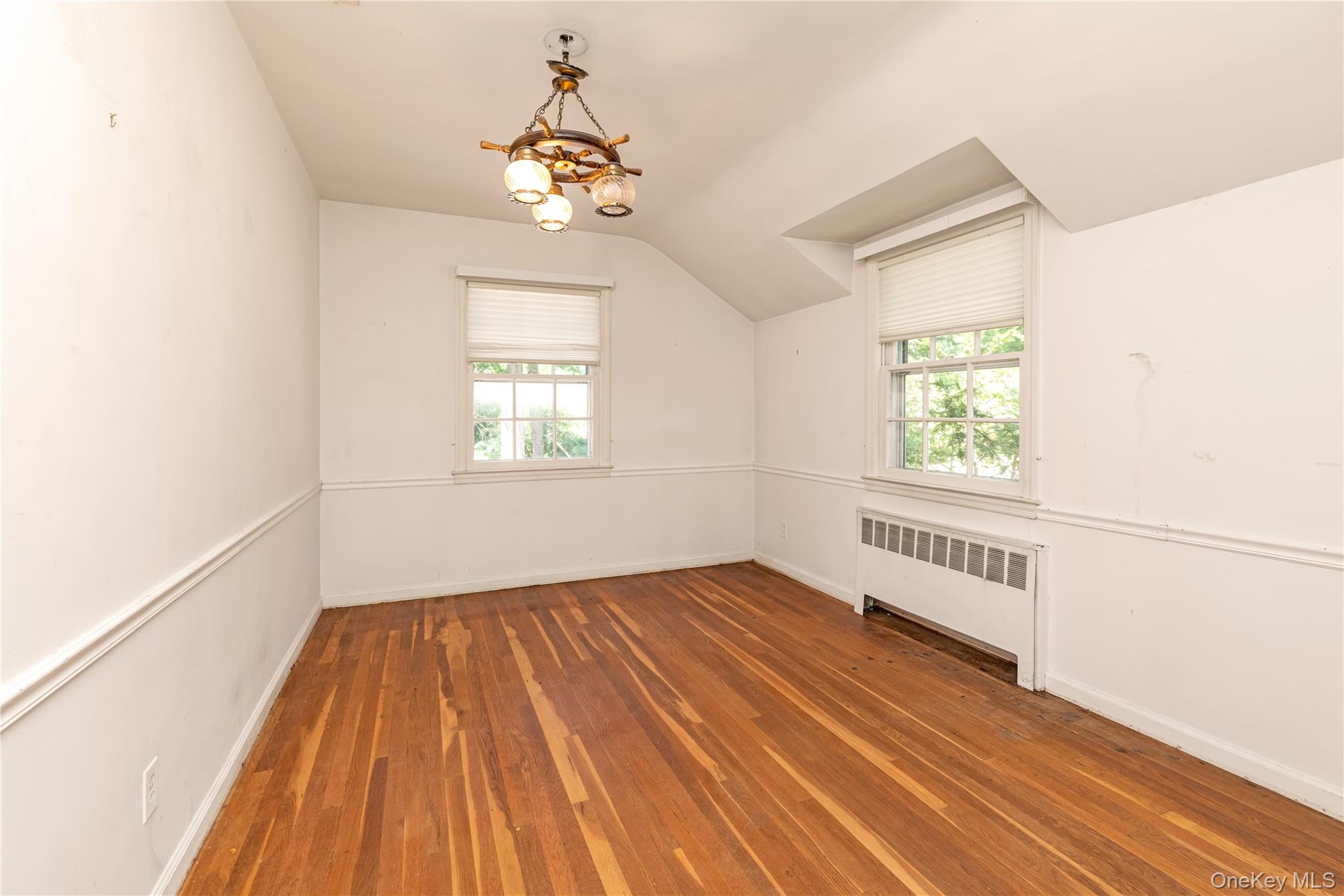 1233 The Knoll, Upper Brookville, NY 11771