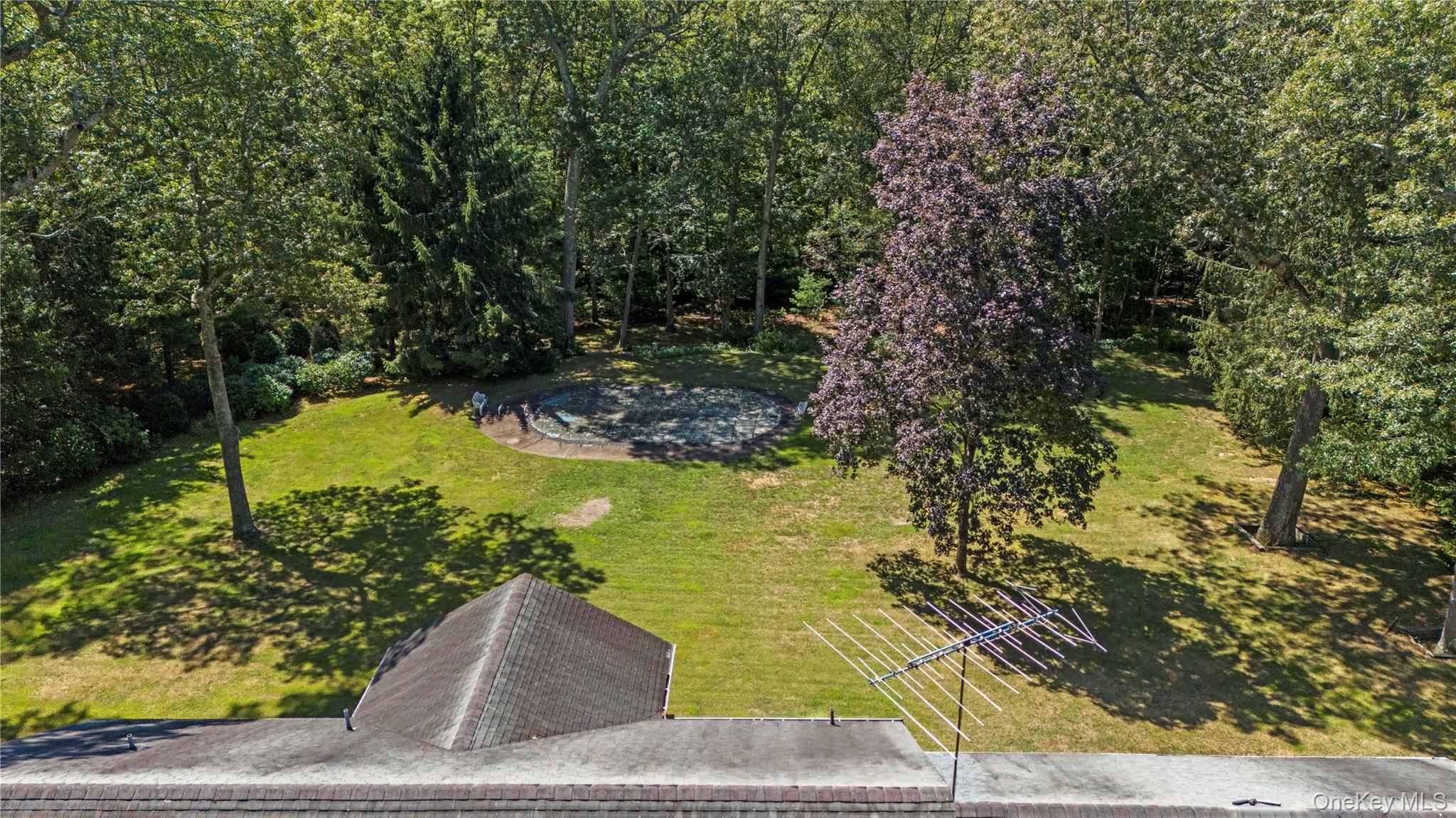 1233 The Knoll, Upper Brookville, NY 11771