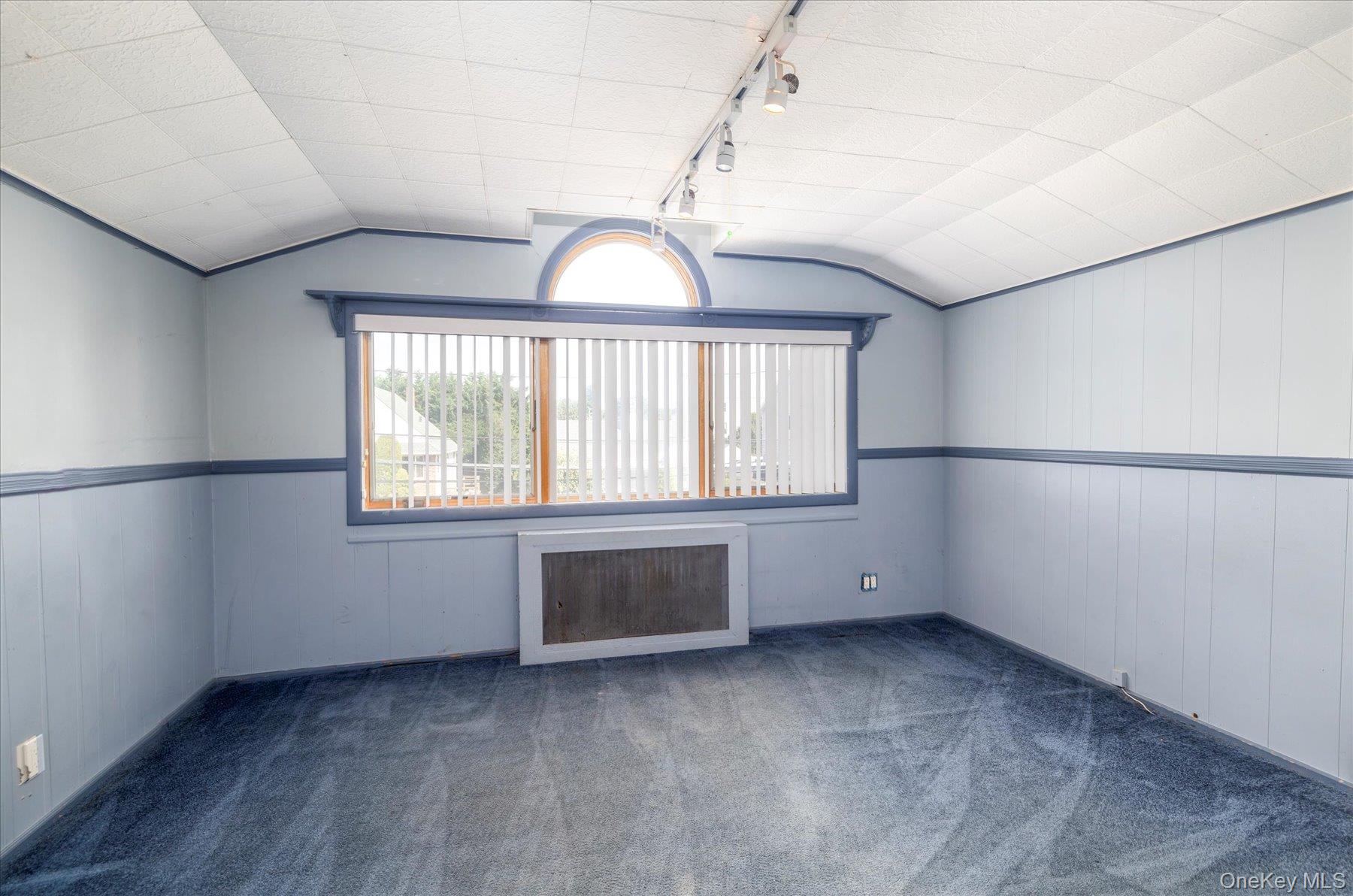 31 Alice Street, Merrick, NY 11566