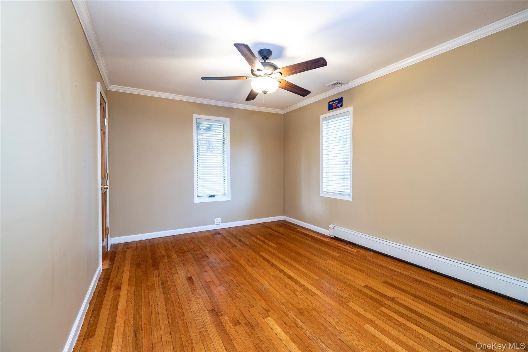 31 Alice Street, Merrick, NY 11566