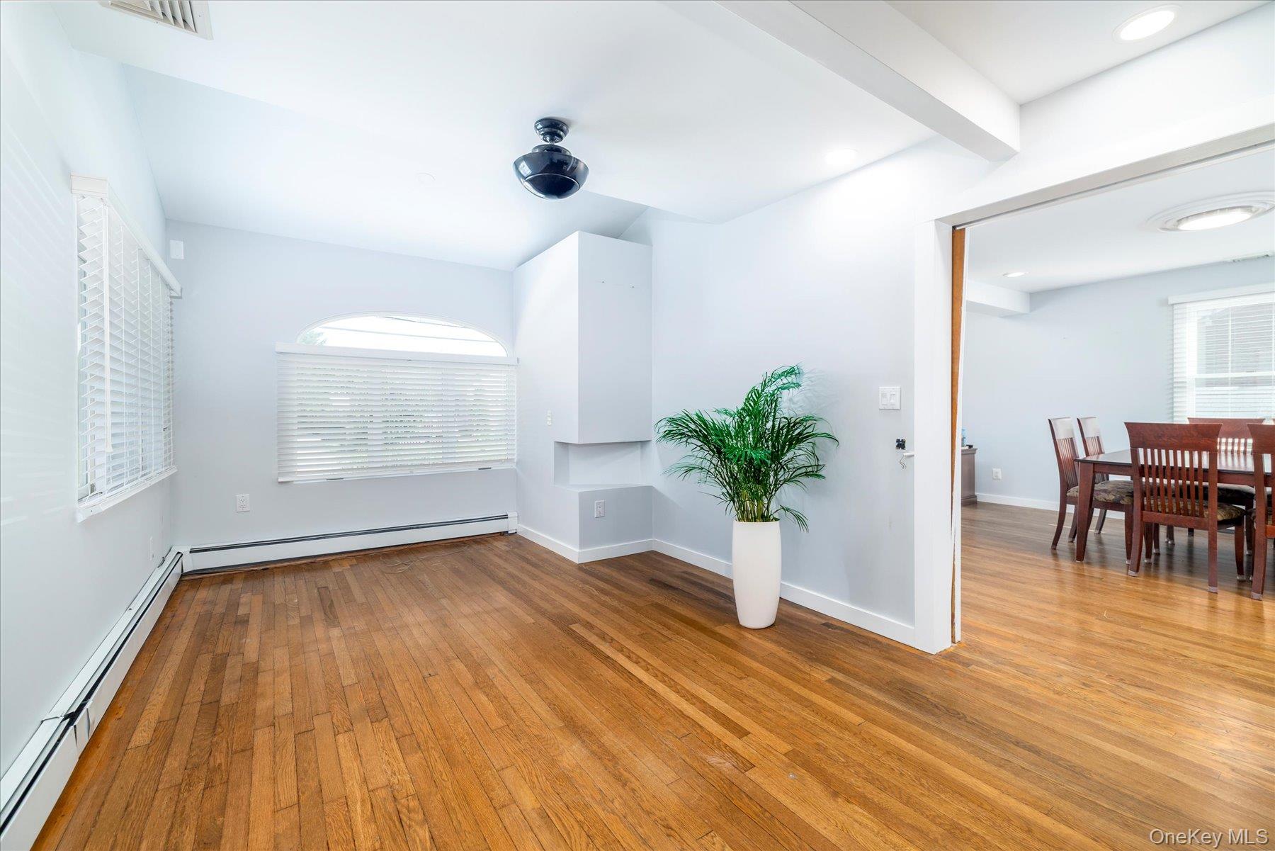 31 Alice Street, Merrick, NY 11566