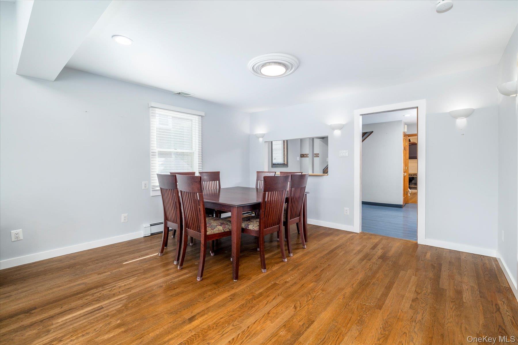 31 Alice Street, Merrick, NY 11566