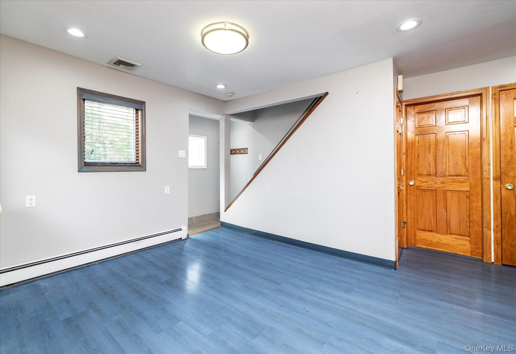 31 Alice Street, Merrick, NY 11566