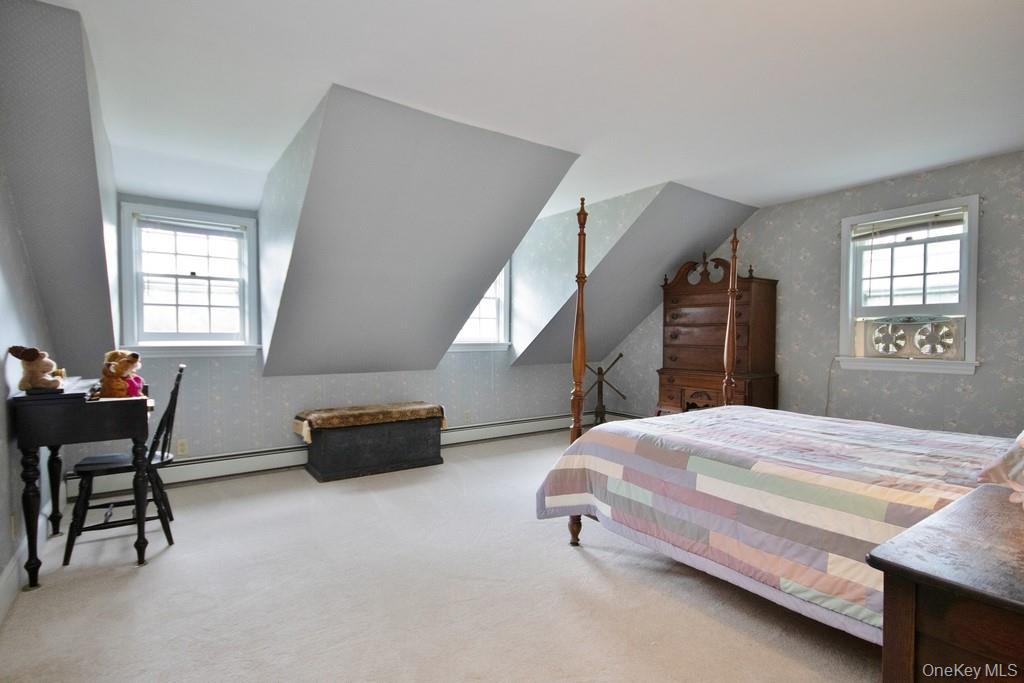 2586 Lucas Turnpike, High Falls, NY 12440