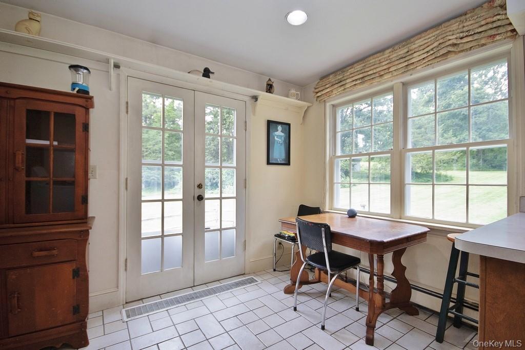 2586 Lucas Turnpike, High Falls, NY 12440