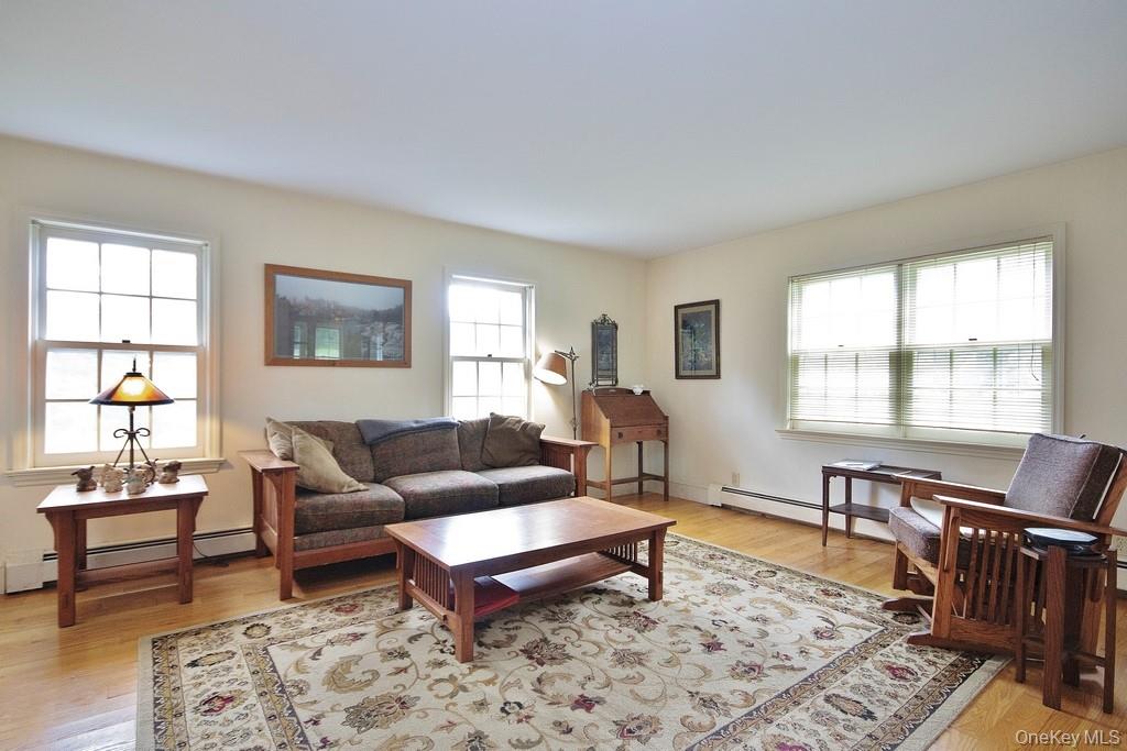 2586 Lucas Turnpike, High Falls, NY 12440