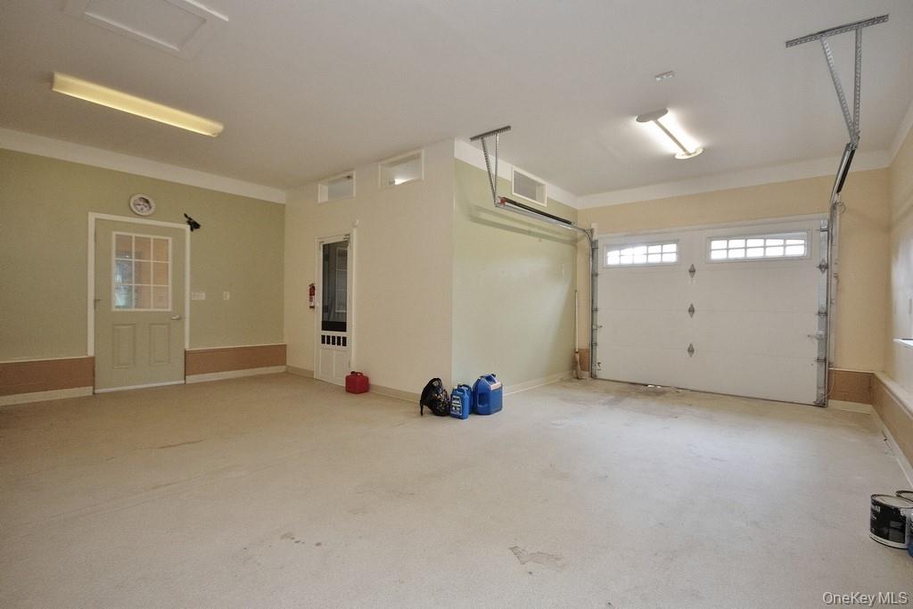 2586 Lucas Turnpike, High Falls, NY 12440