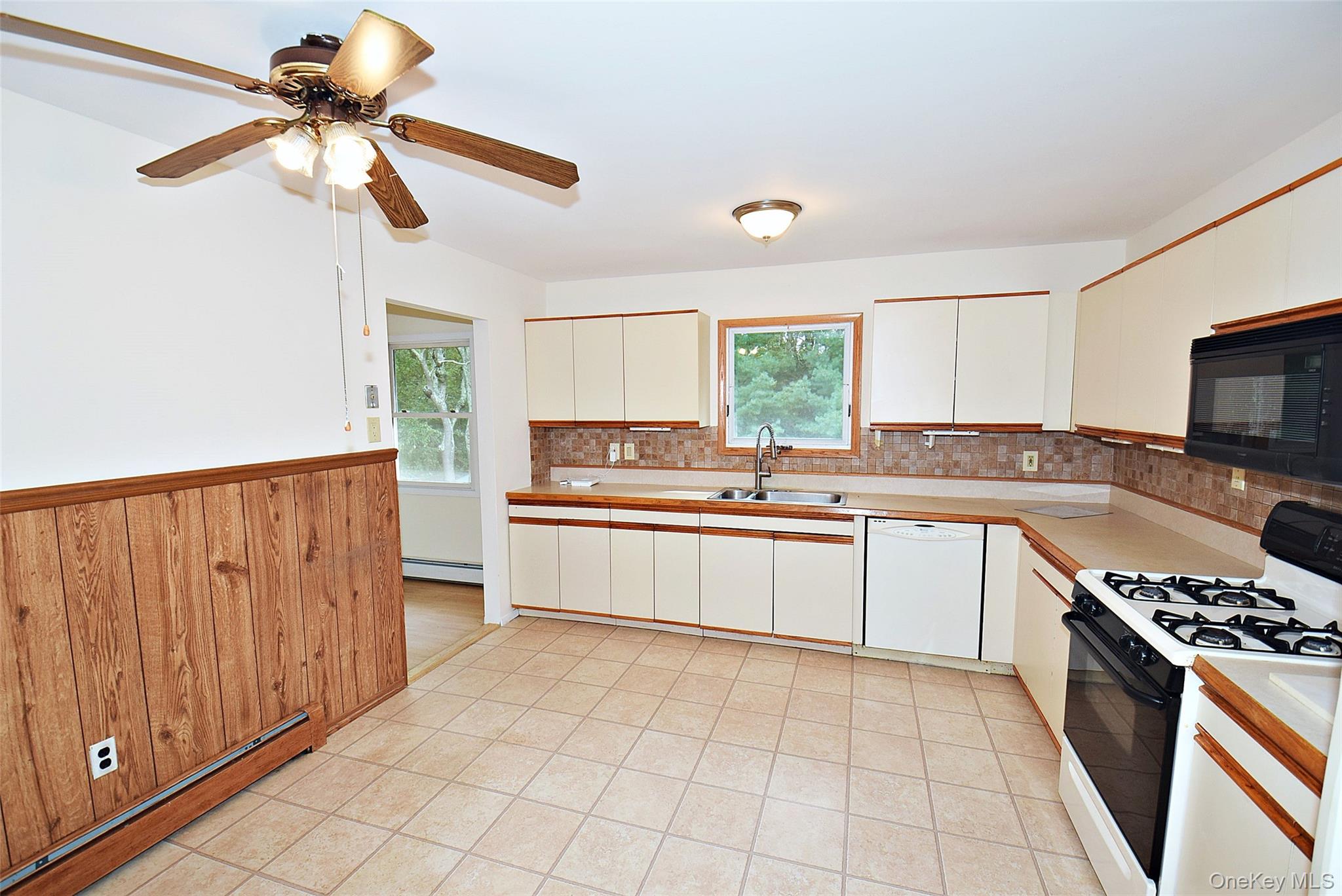 42 South Coleman Rd, Centereach, NY 11720