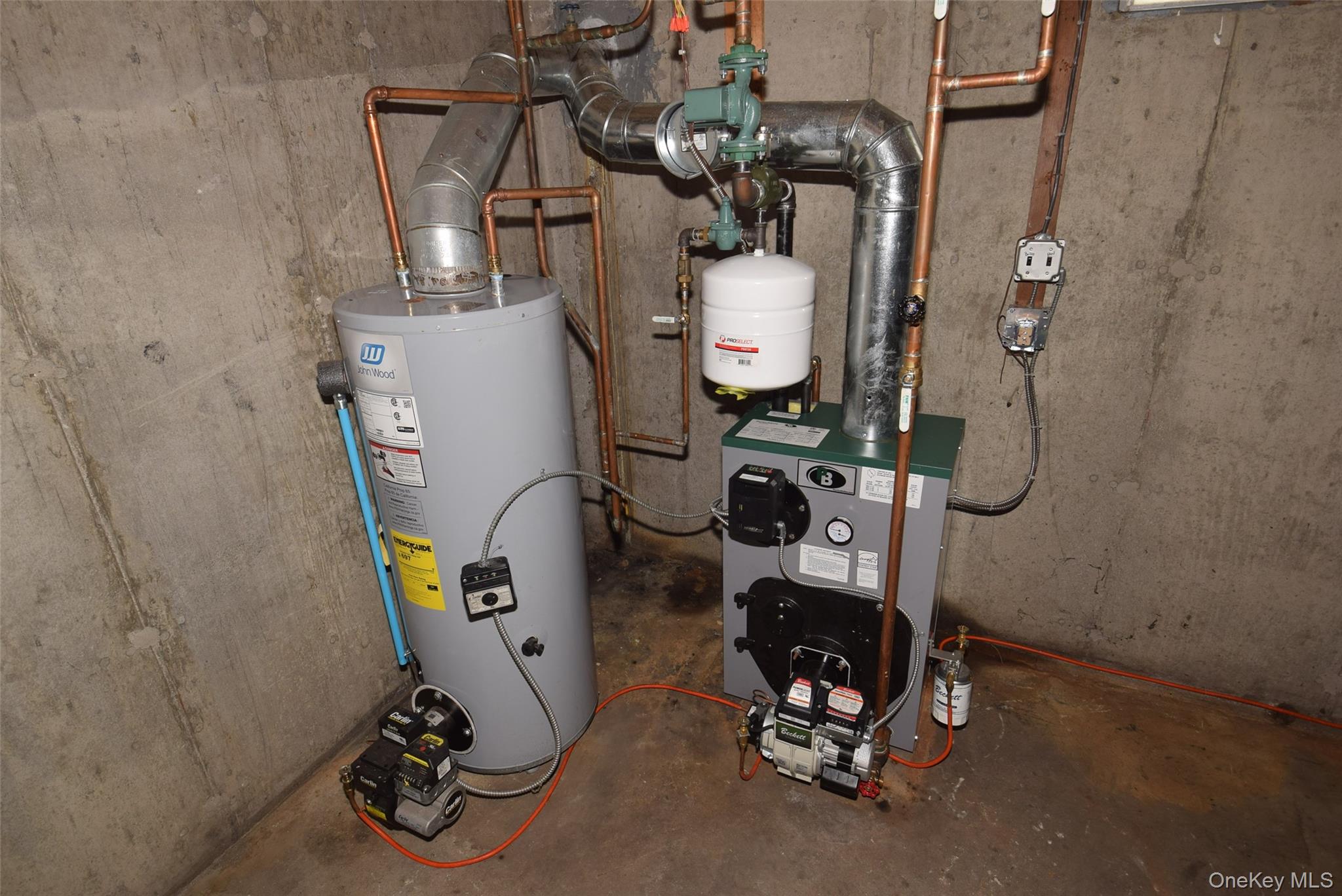 42 South Coleman Rd, Centereach, NY 11720