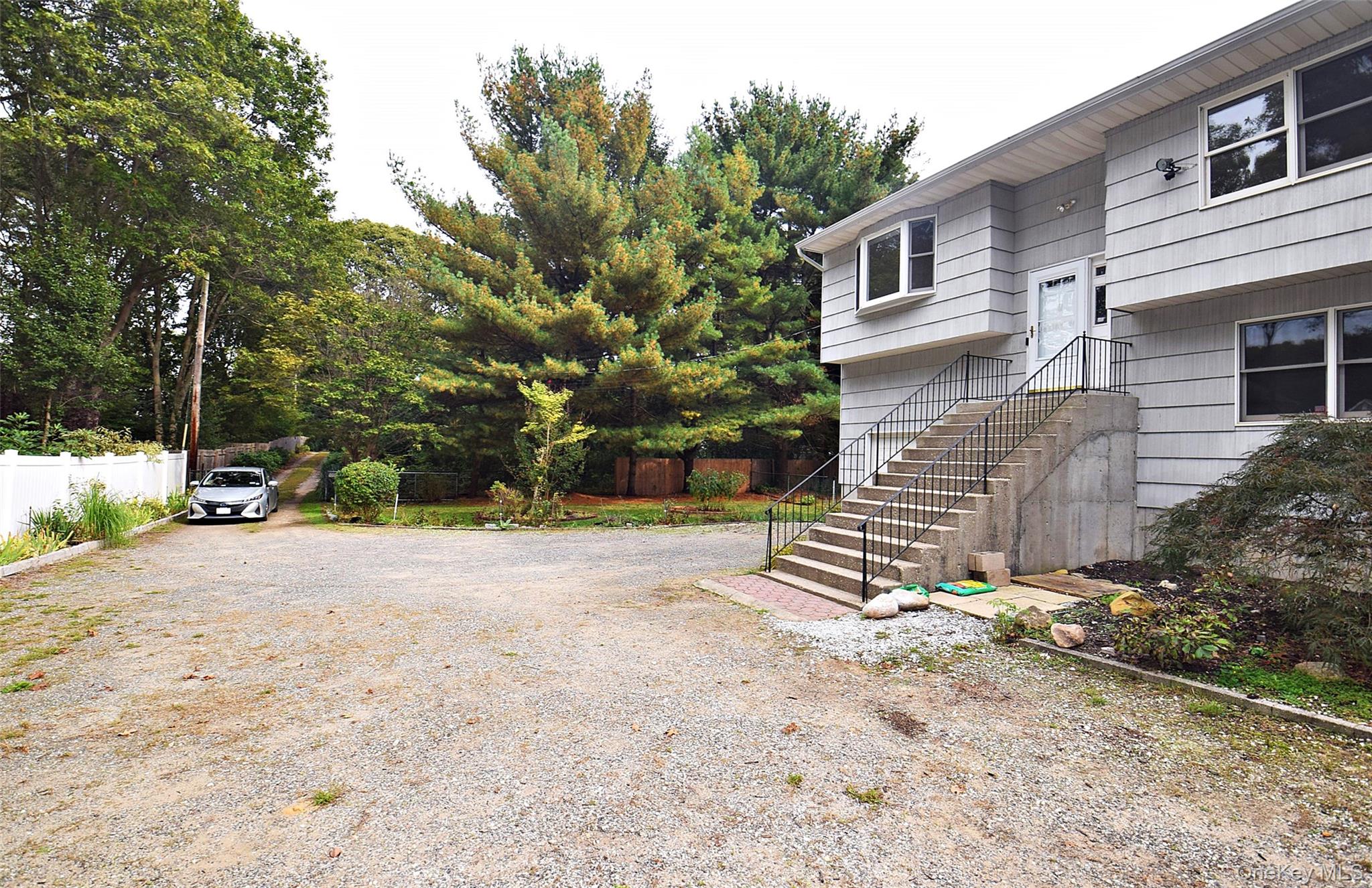 42 South Coleman Rd, Centereach, NY 11720