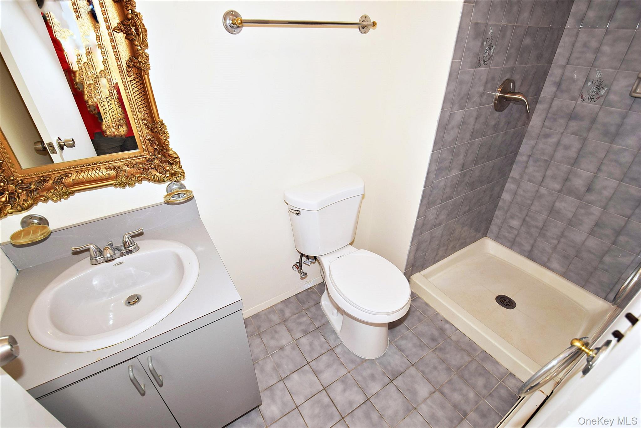 42 South Coleman Rd, Centereach, NY 11720