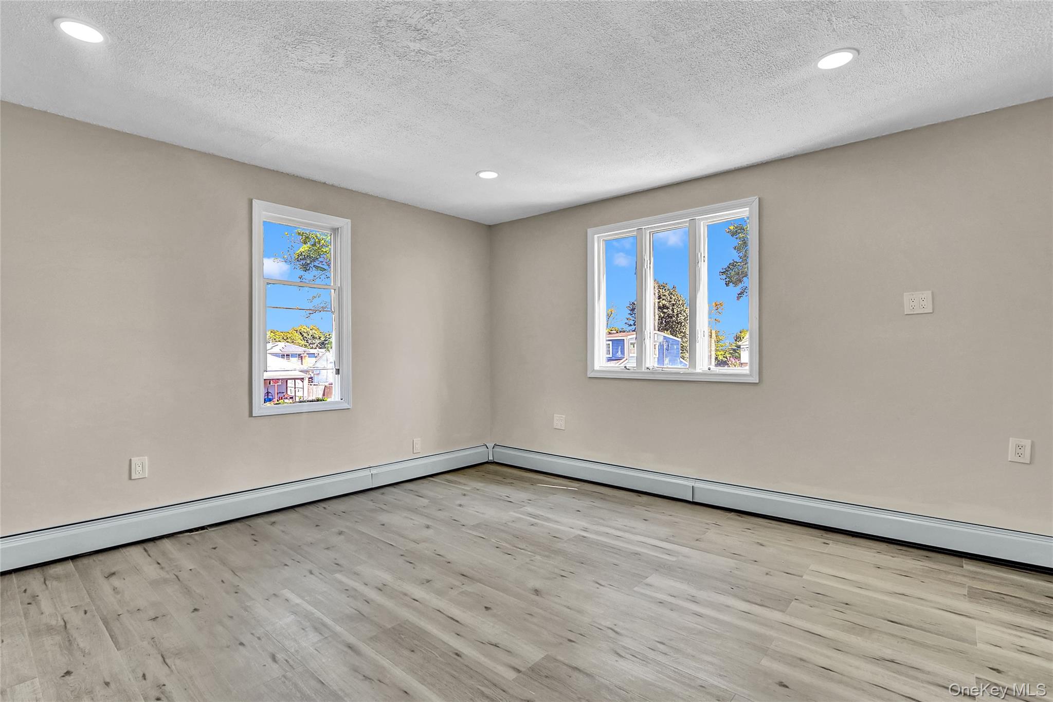 260 Cedar Court, Copiague, NY 11726